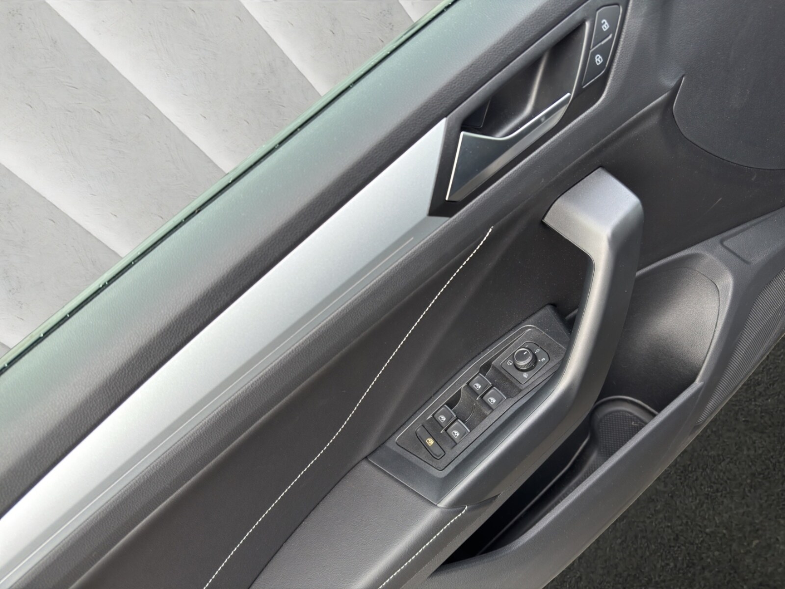 Volkswagen T-Roc – Bild 8