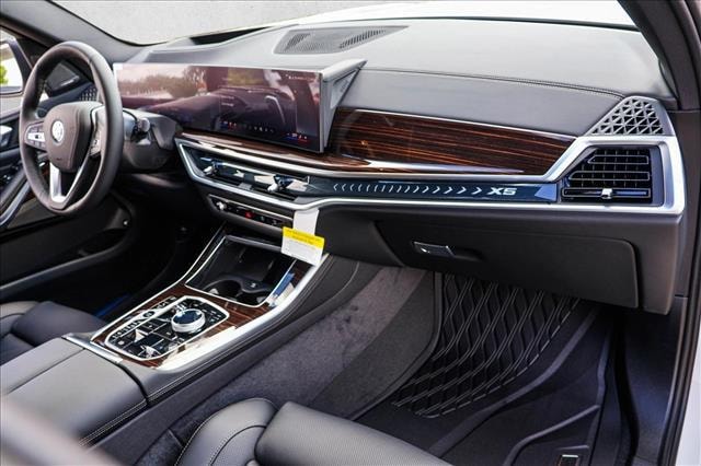 2026 BMW X5 50e - Photo 24