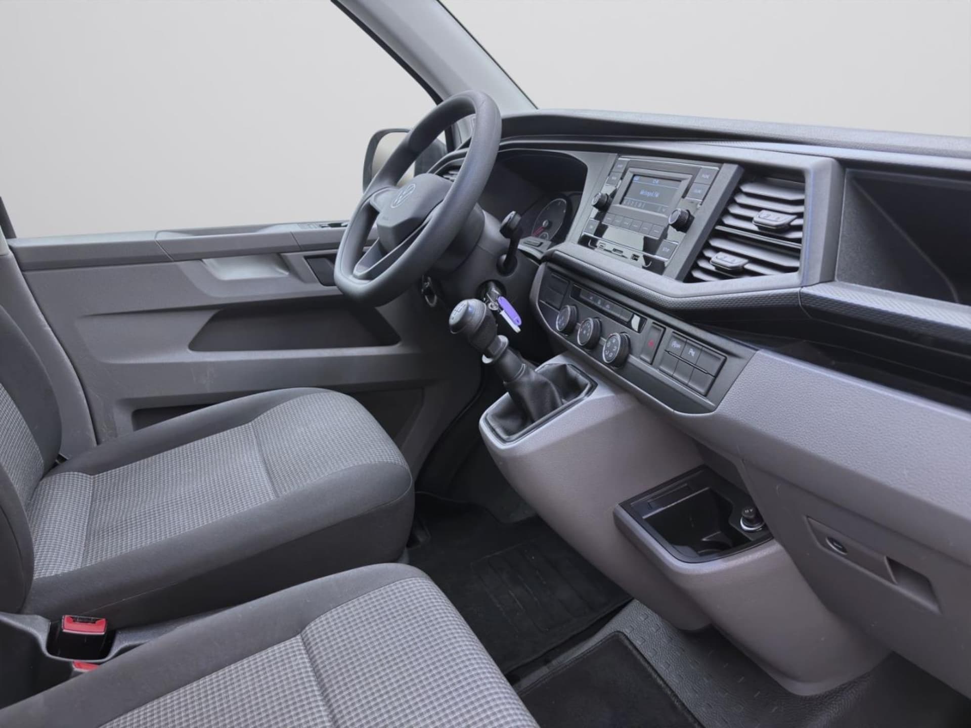 Volkswagen T6.1 Transporter Kombi kurzer Radstand