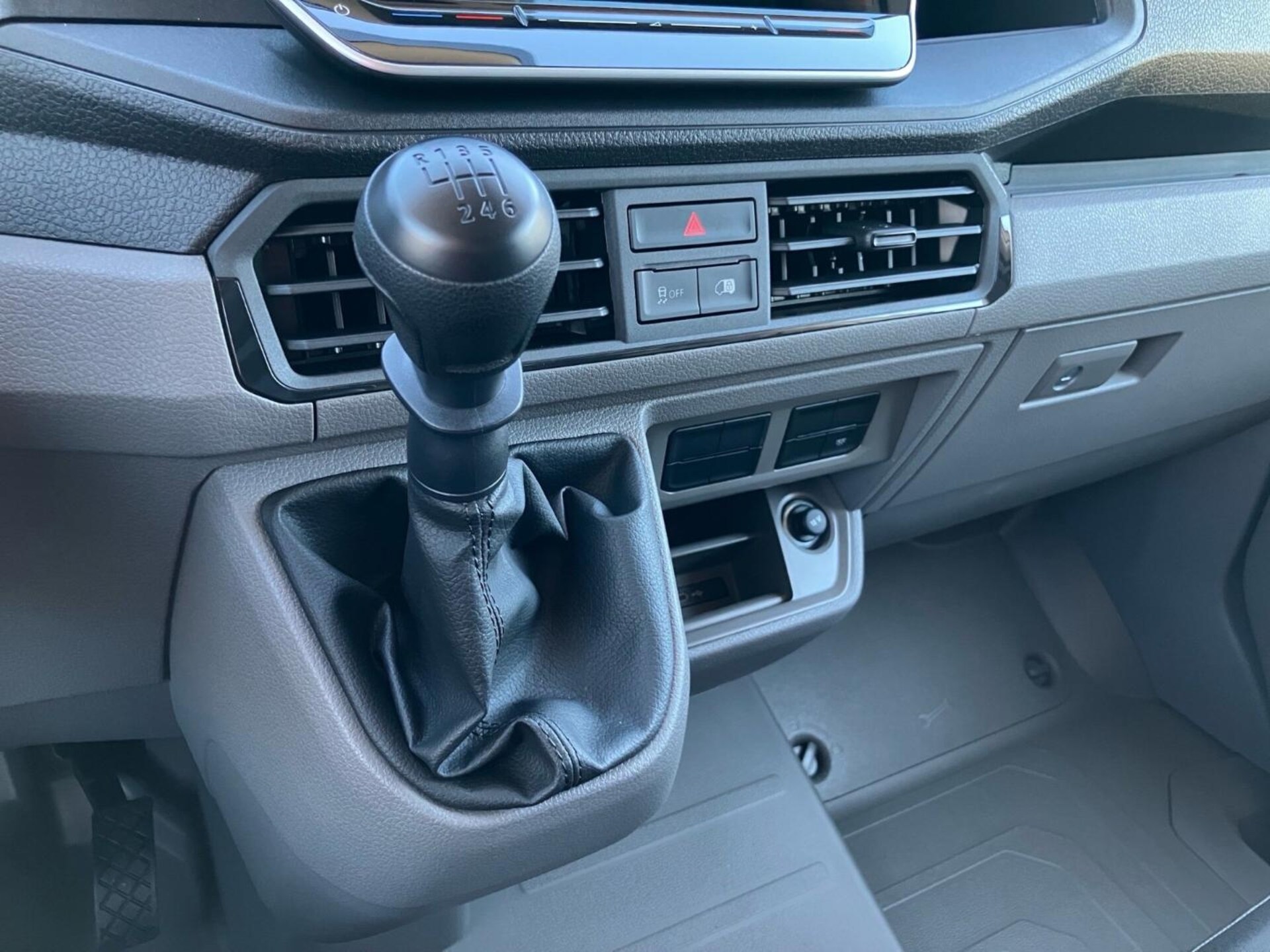 Volkswagen Crafter Kasten mittlerer Radstand