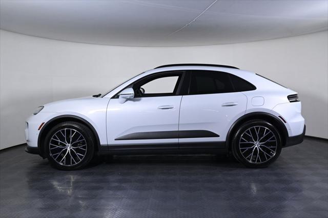 Used 2025 Porsche Macan Base with VIN WP1AD2XA7SL075486 for sale in Coral Gables, FL