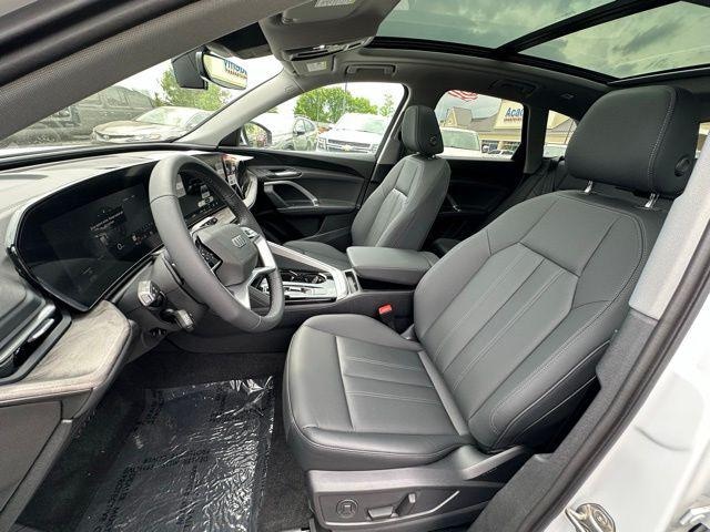2026 Audi Q5 Premium - Photo 8