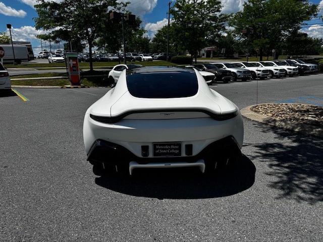 2021 Aston Martin Vantage