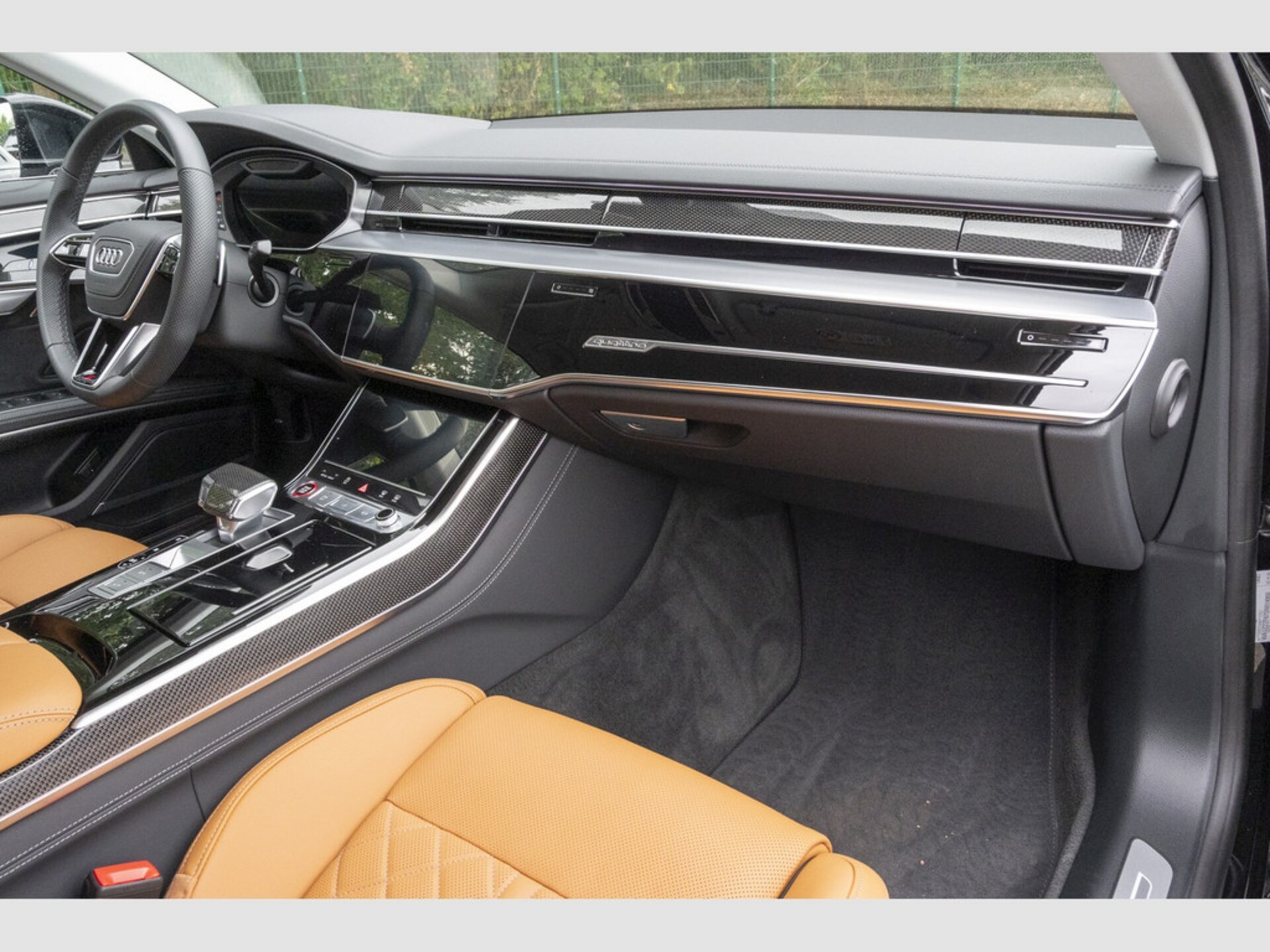 Audi S8