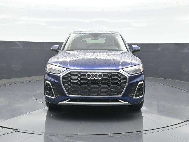Used 2022 Audi Q5 Premium with VIN WA1GAAFY5N2095658 for sale in Kansas City