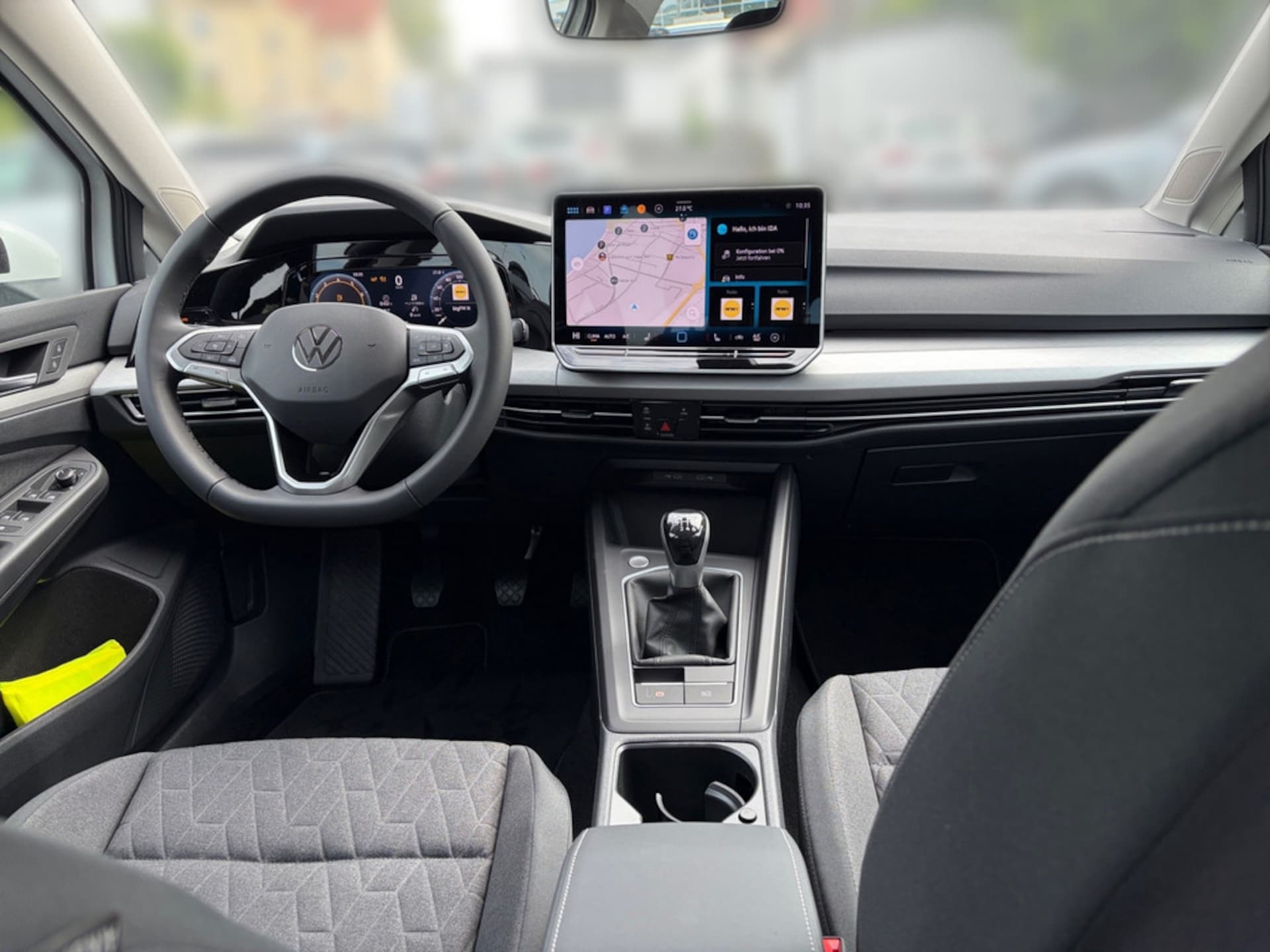 Volkswagen Golf Life