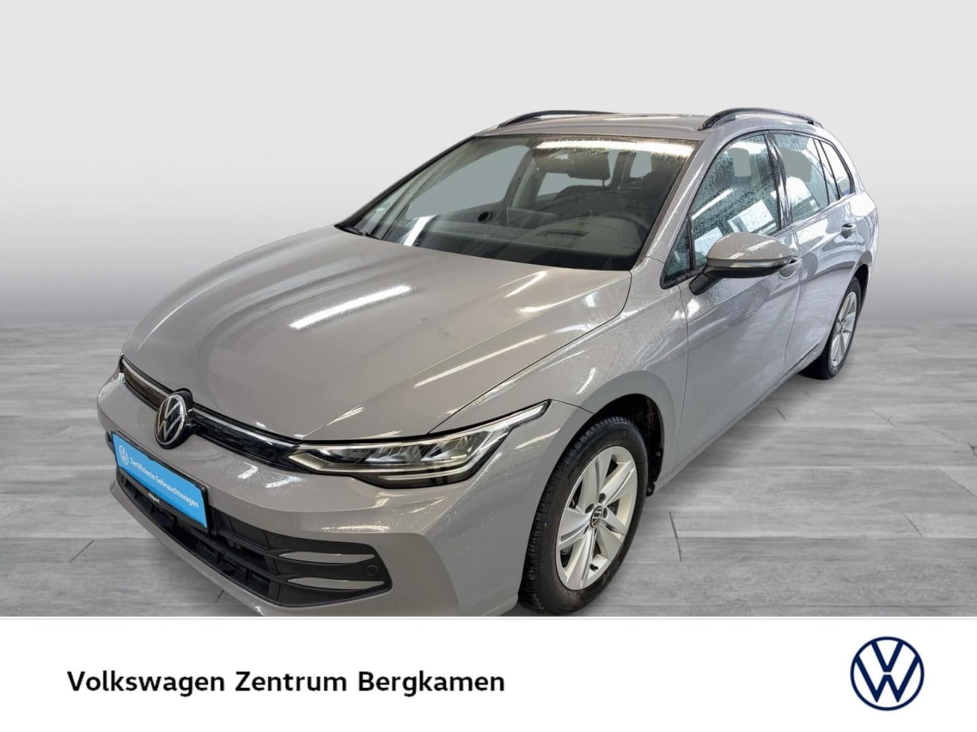 Volkswagen Golf Variant Life