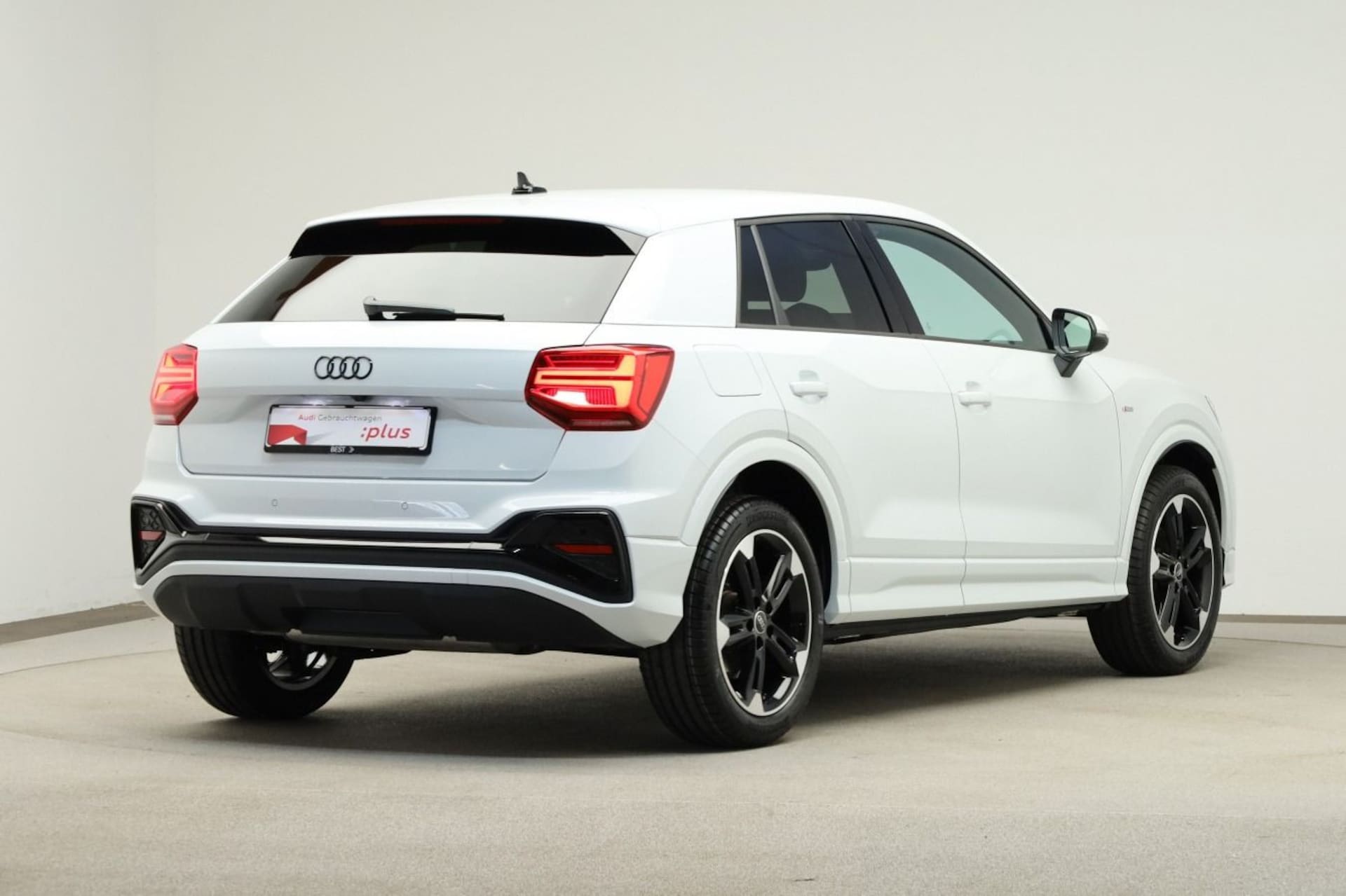 Audi Q2 S line