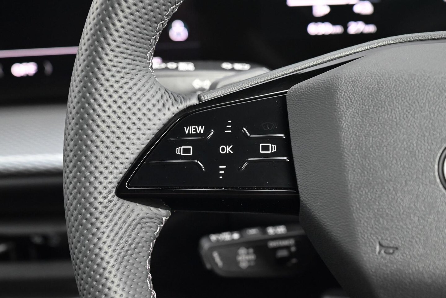 Image about Audi Q5 SUV e-hybrid quattro S tronic