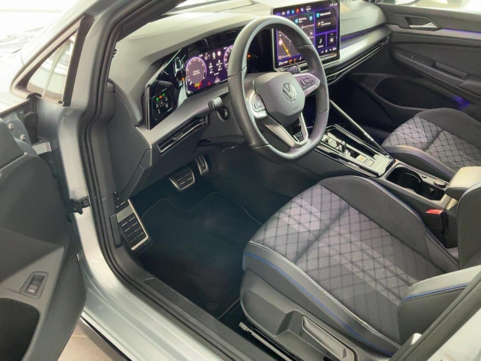 Volkswagen Golf Variant – Bild 7