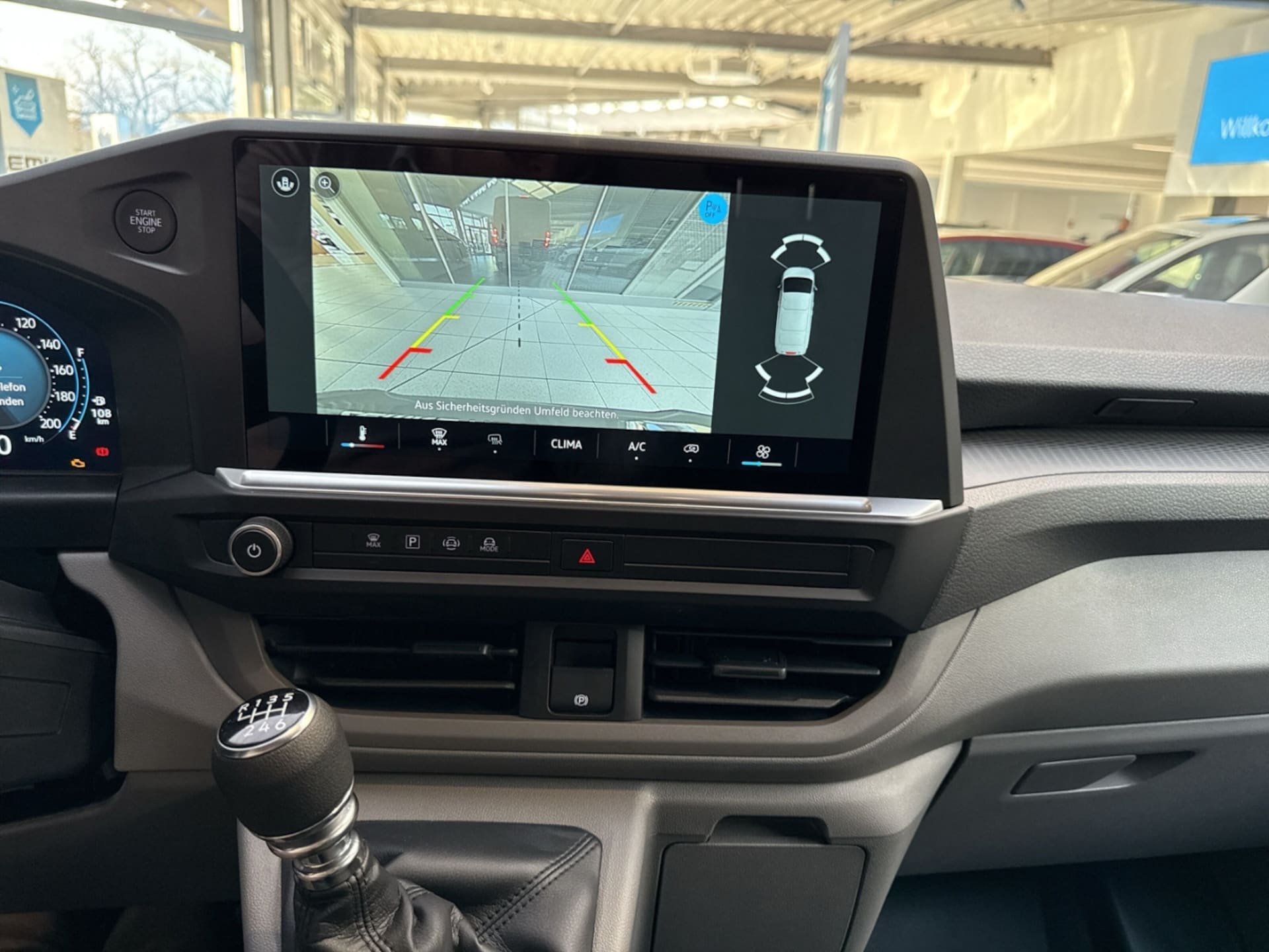 Volkswagen Transporter Kasten langer Radstand