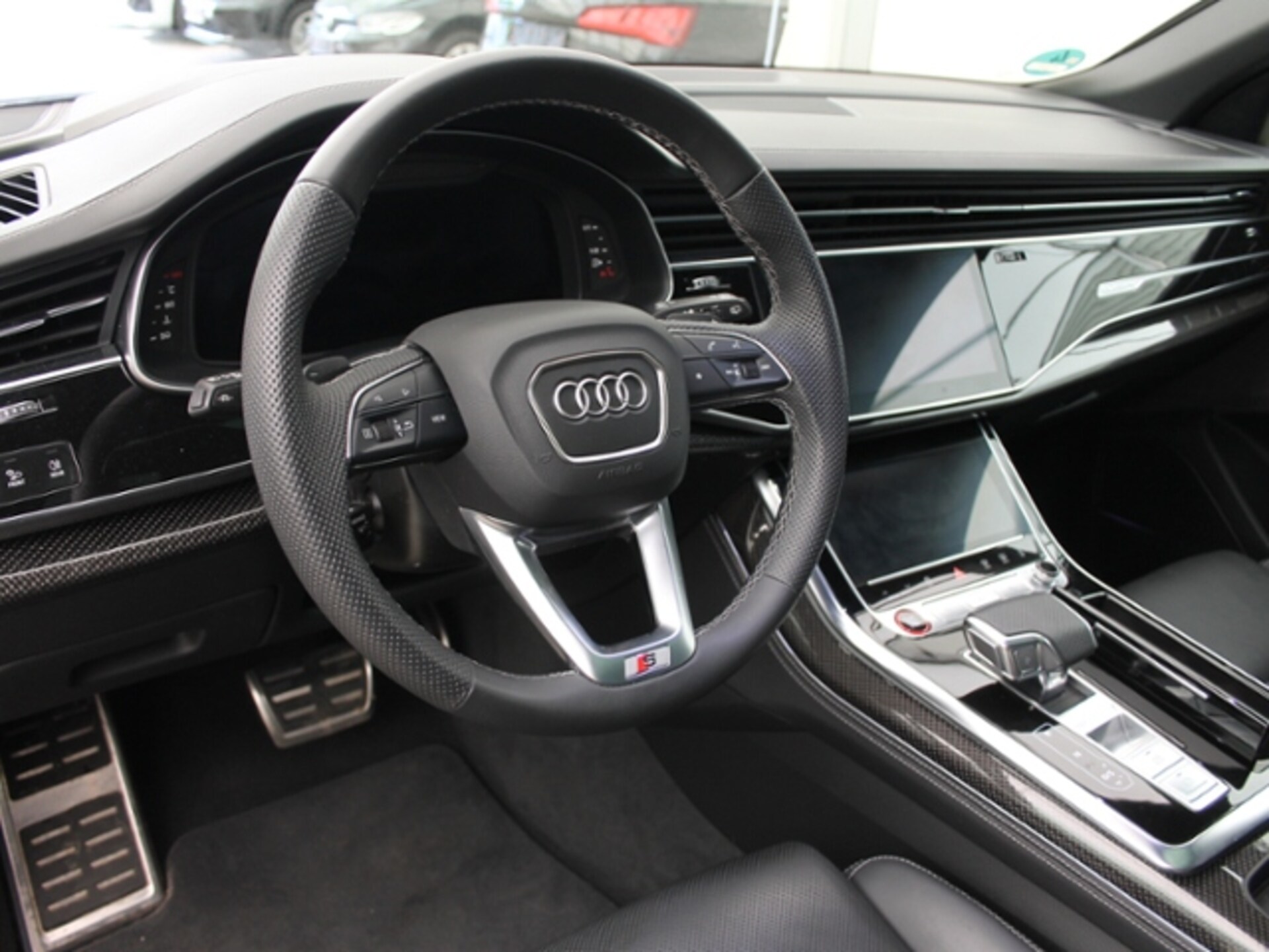 Audi SQ8 SUV