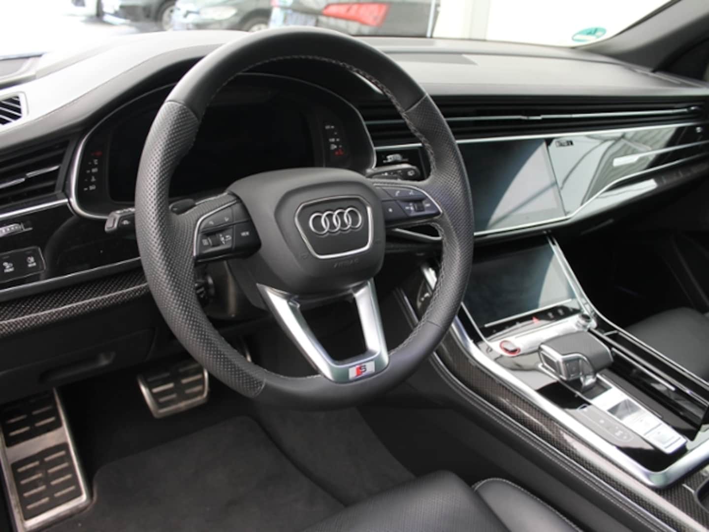 Bild über Audi SQ8 TFSI quattro tiptronic - für weitere Informationen kontaktieren Sie den Audi Partner