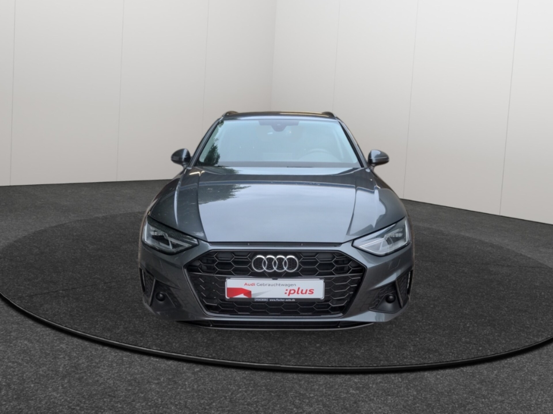 Audi A4 Avant S line