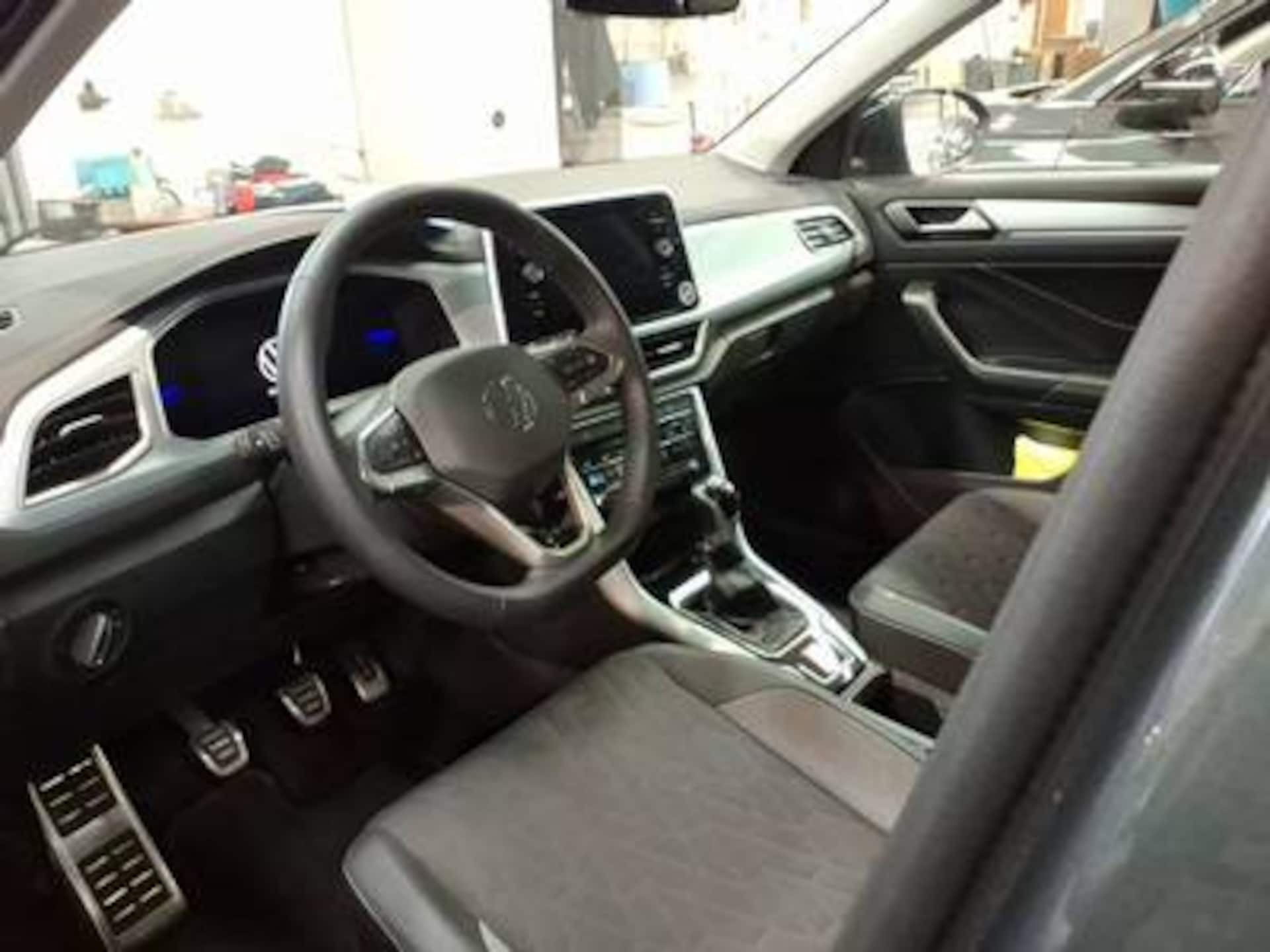 Volkswagen T-Roc Life