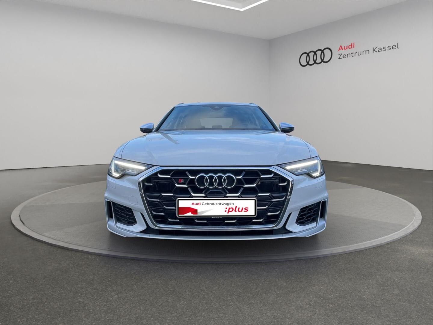 Bild über Audi S6 Avant TDI quattro tiptronic - für weitere Informationen kontaktieren Sie den Audi Partner