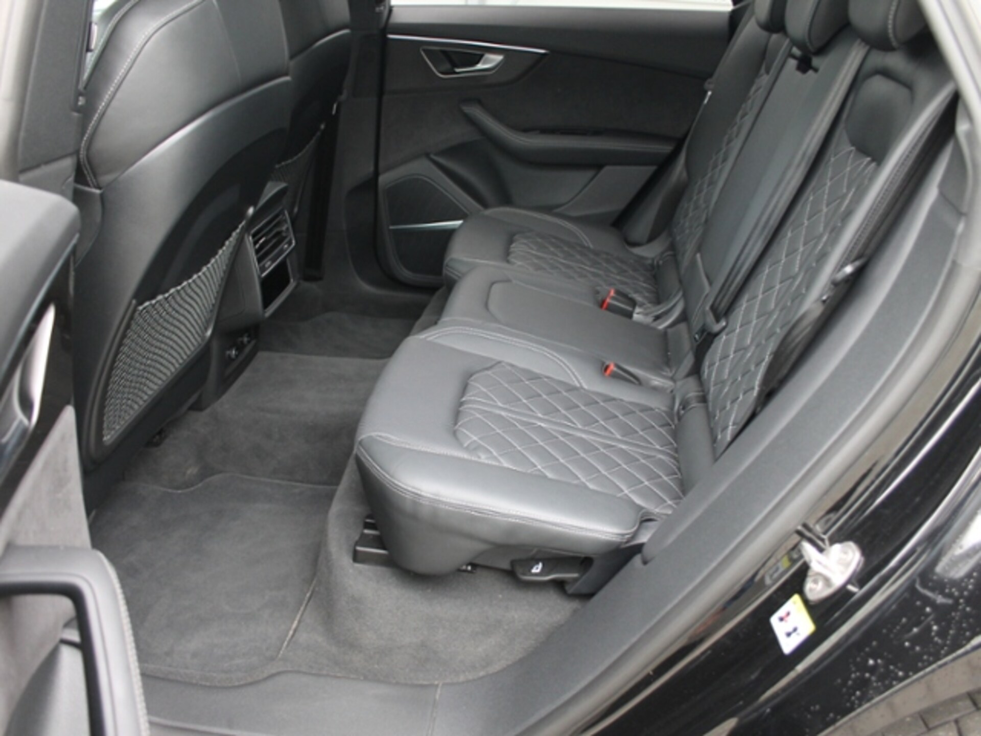 Audi SQ8 SUV