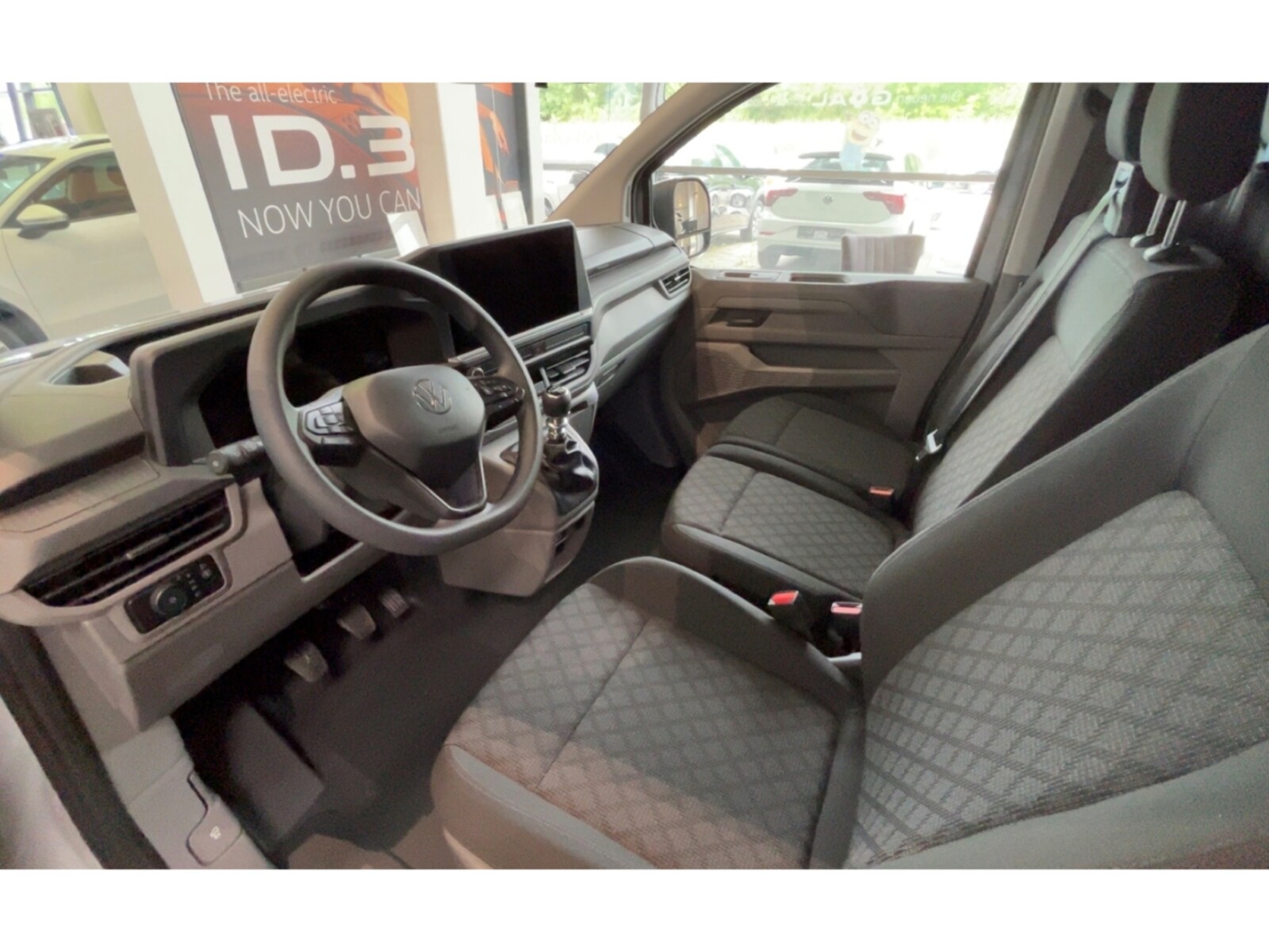 Volkswagen Transporter Kasten kurzer Radstand – Bild 11