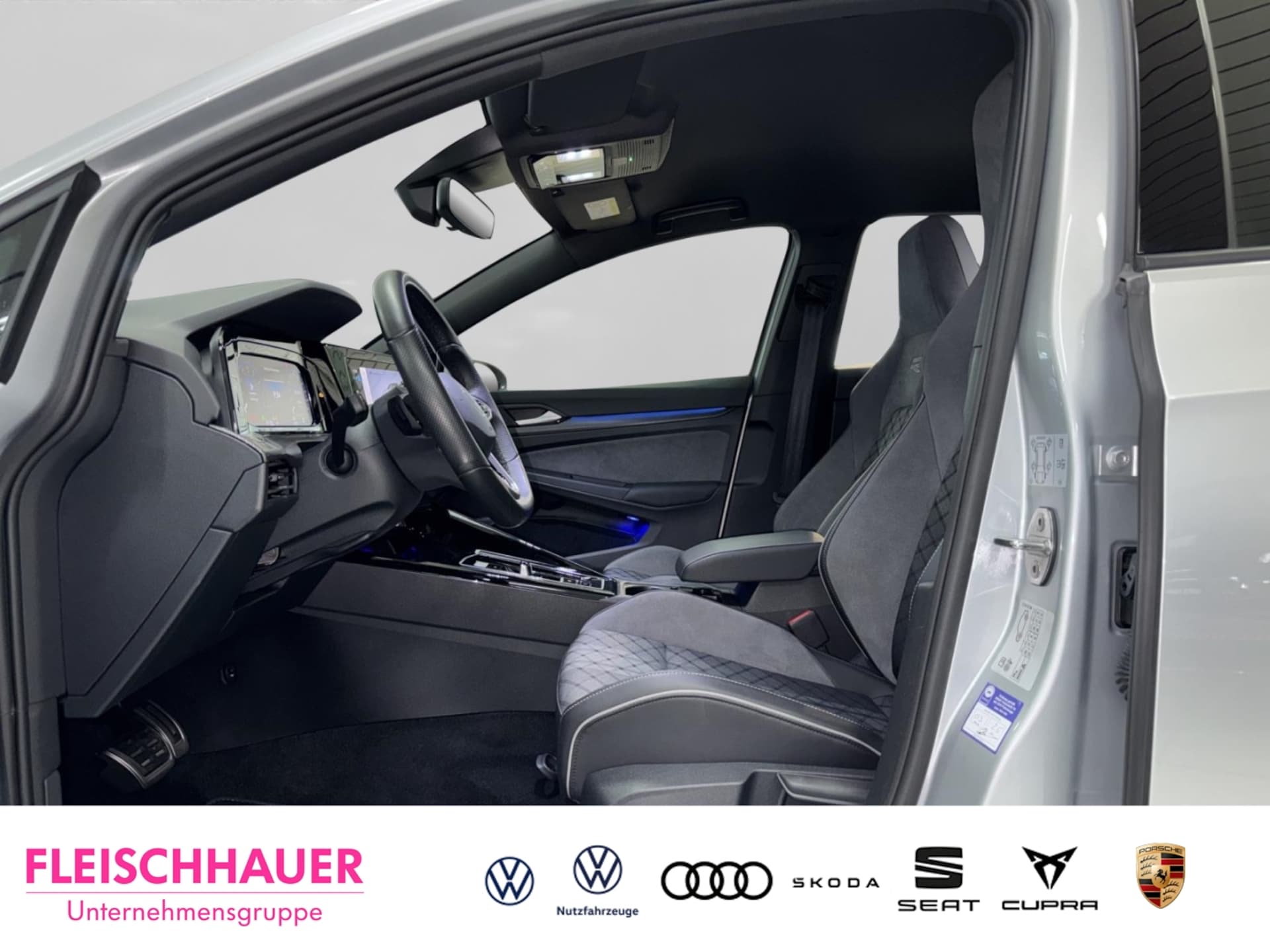 Volkswagen Golf R-Line