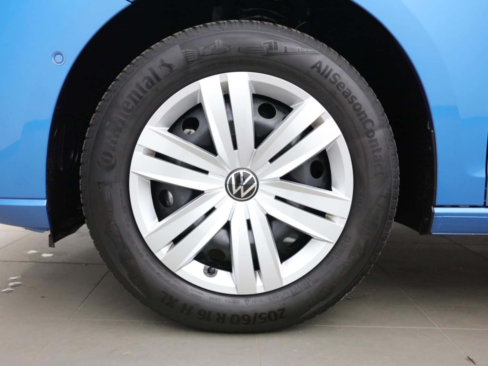 Volkswagen Caddy Basis-Modell