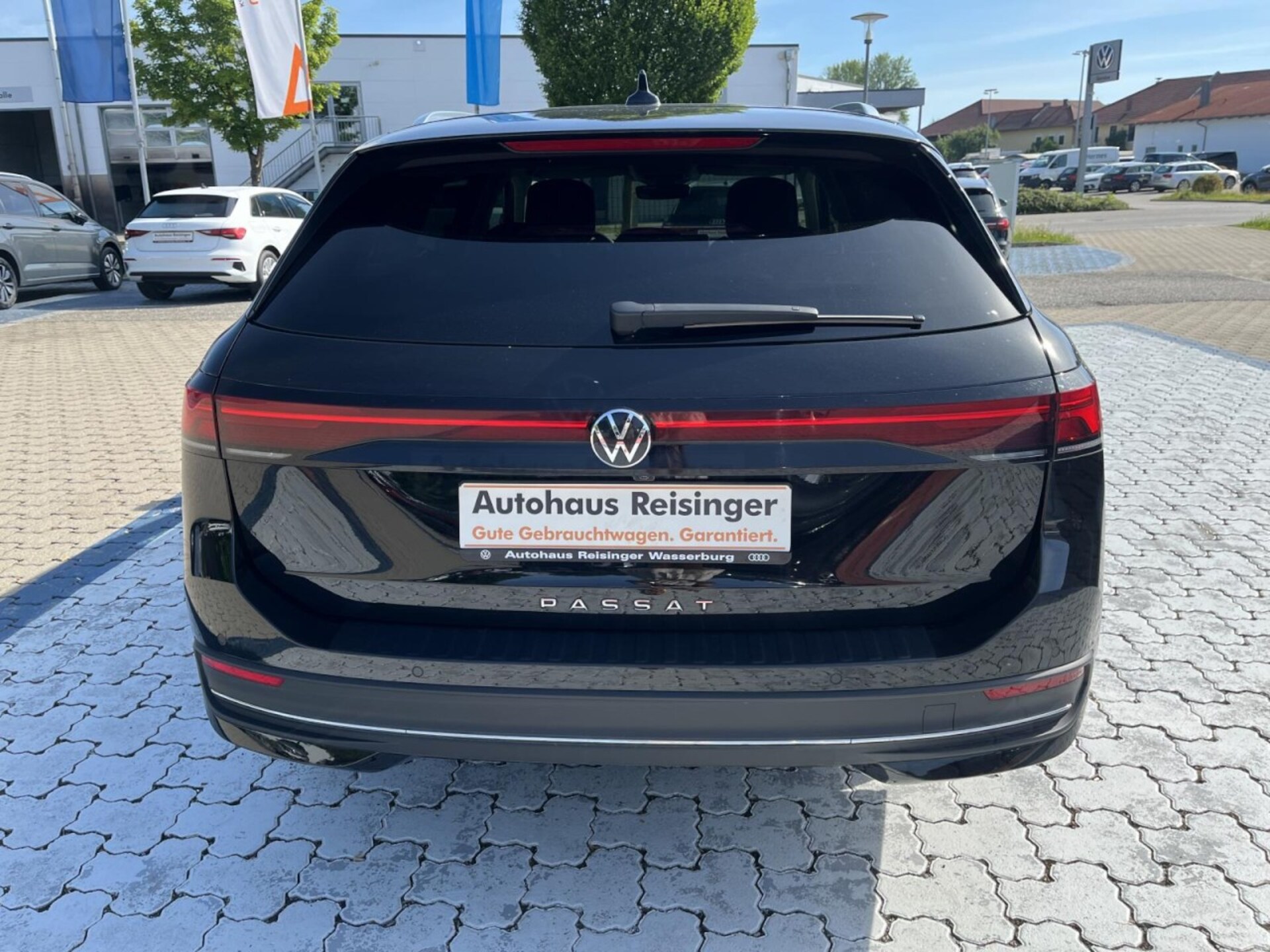 Volkswagen Passat Business