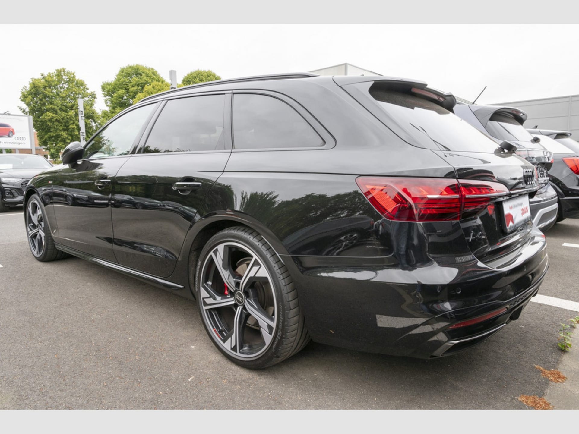 Audi A4 Avant S line