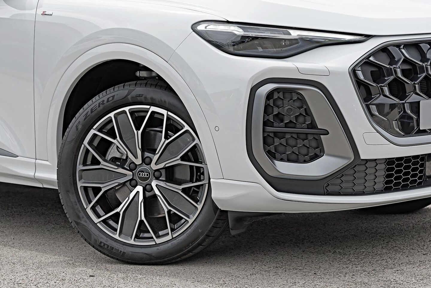 Image about Audi Q5 SUV TFSI quattro 200 kW sport