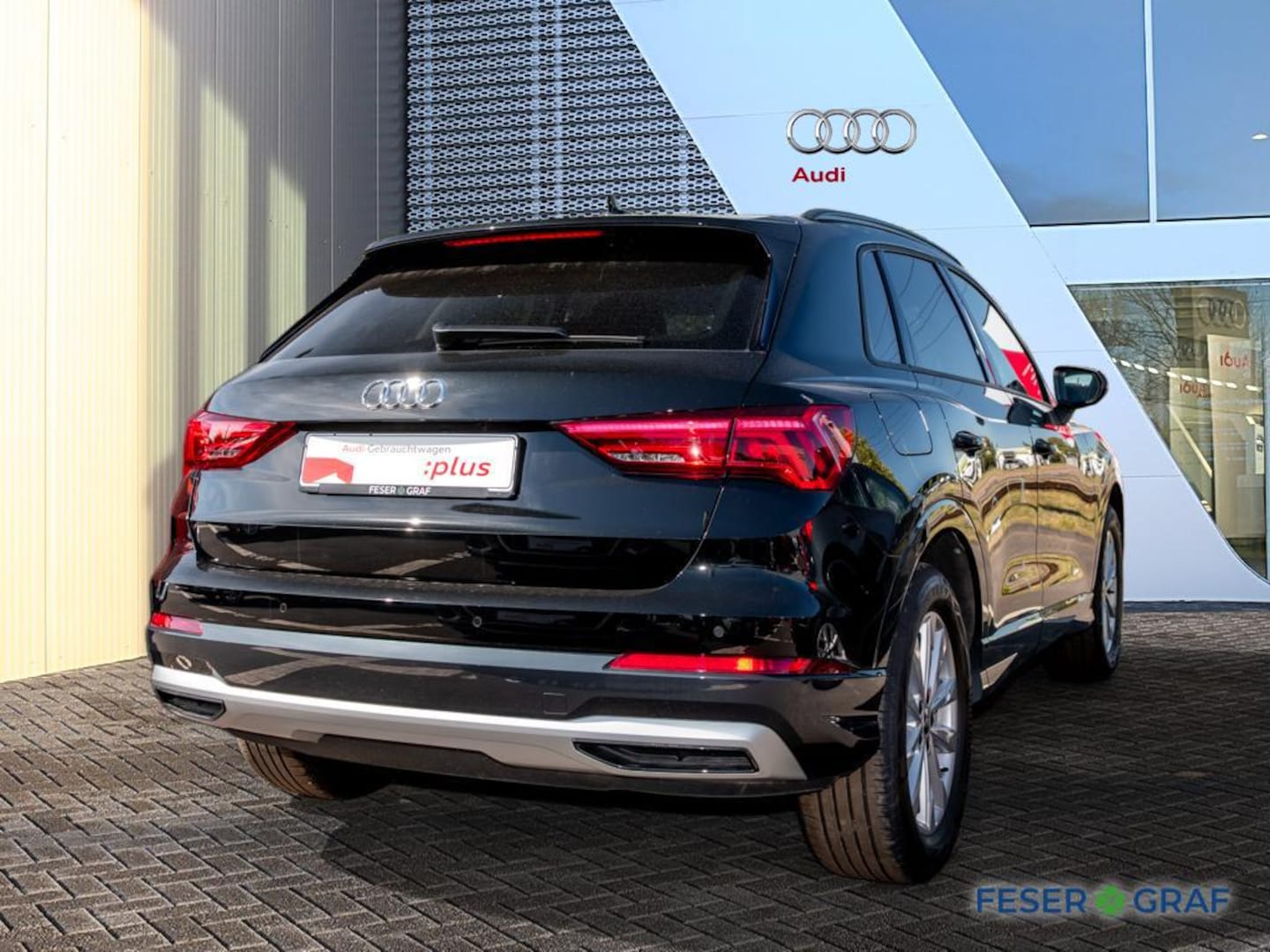 Bild über Audi Q3 TFSI 110 kW S tronic - für weitere Informationen kontaktieren Sie den Audi Partner