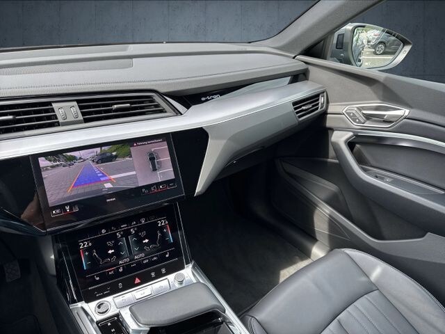 Image about Audi Q8 e-tron advanced 55 e-tron quattro