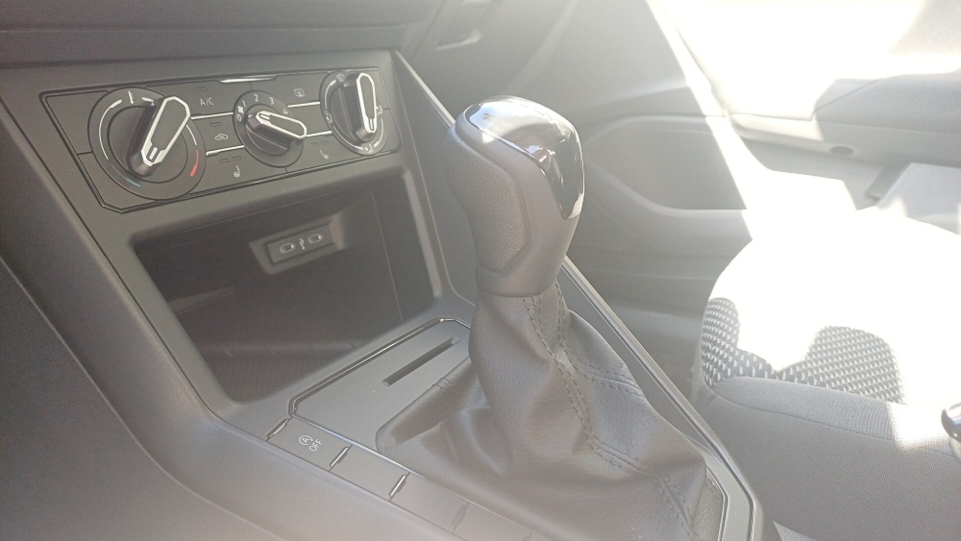 Volkswagen Polo Basis-Modell