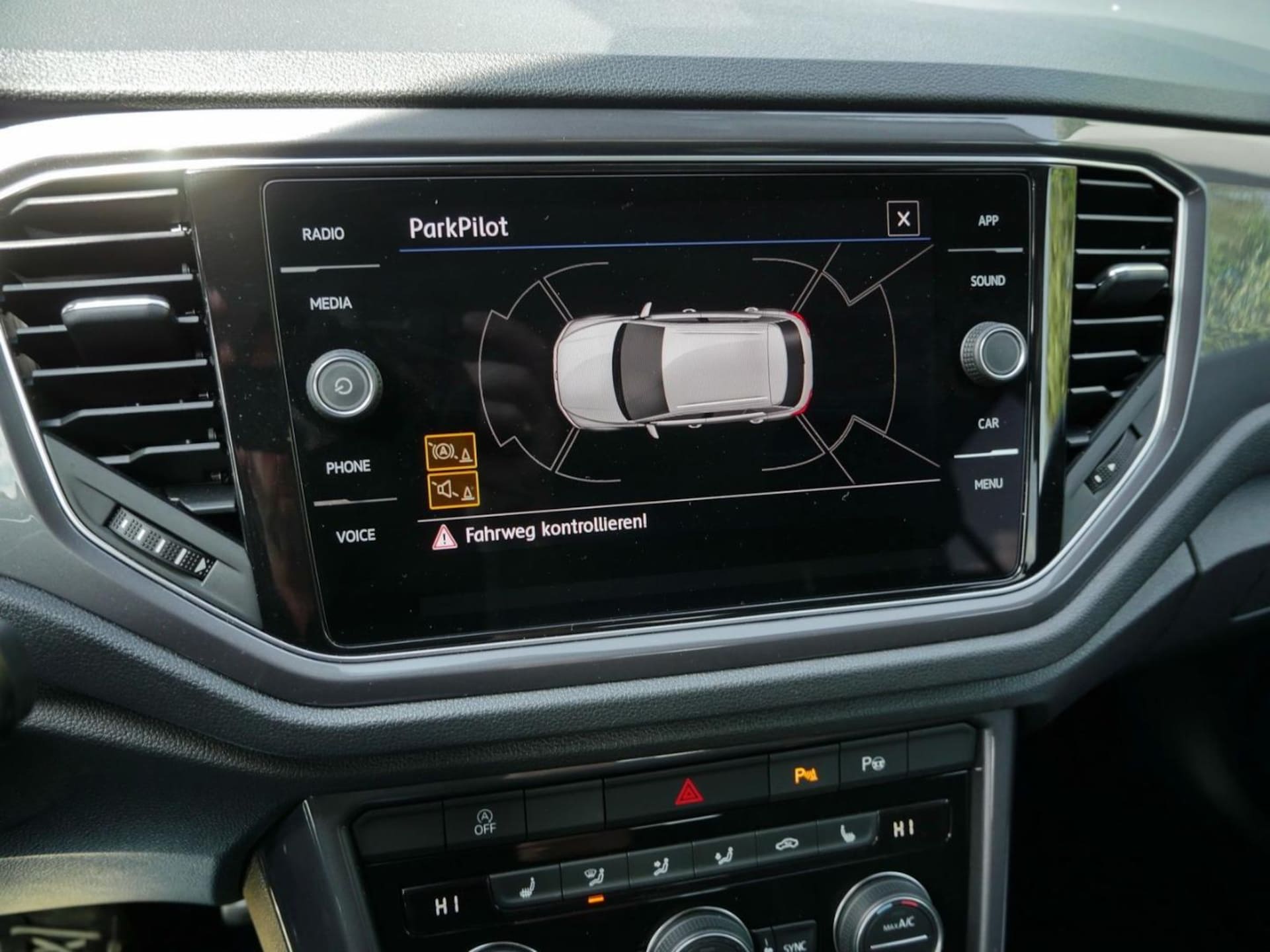 Volkswagen T-Roc IQ.DRIVE