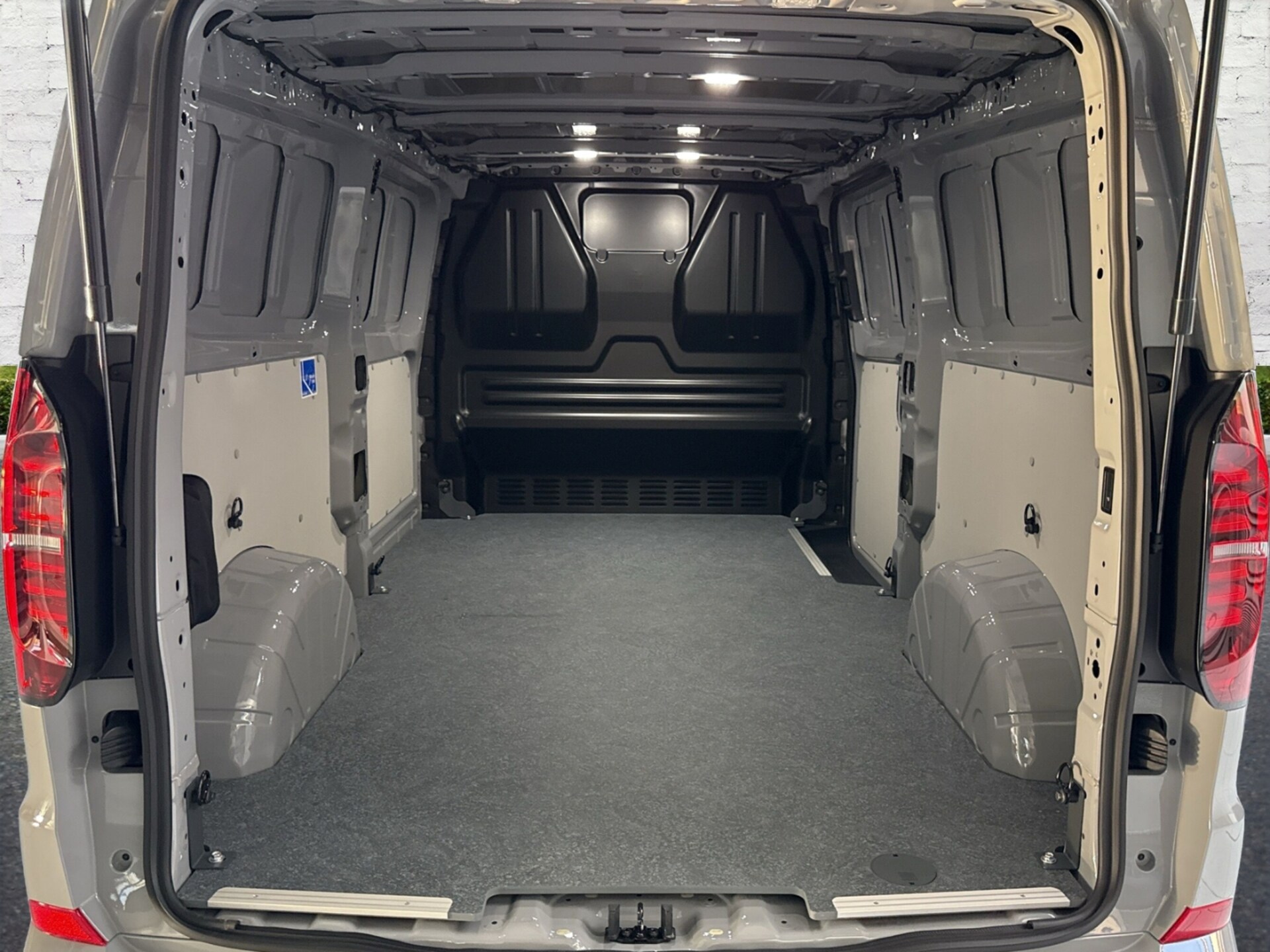 Volkswagen Transporter Kasten langer Radstand