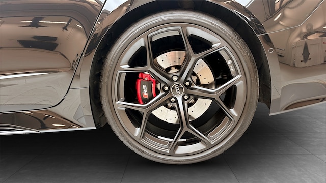 Bild som visar&nbsp;Audi RS 7 Sportback&nbsp;RS 7 Sportback performance 630 hk tiptronic - för mer information kontakta din Audi Partner