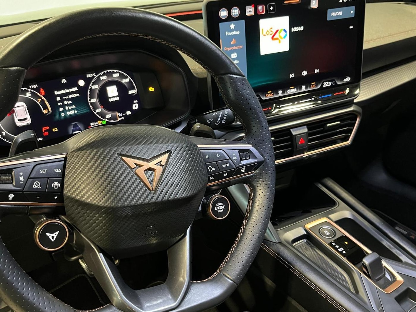 CUPRA Formentor 1.5 TSI e-Hybrid DSG 150 kW (204 CV) — photo 10