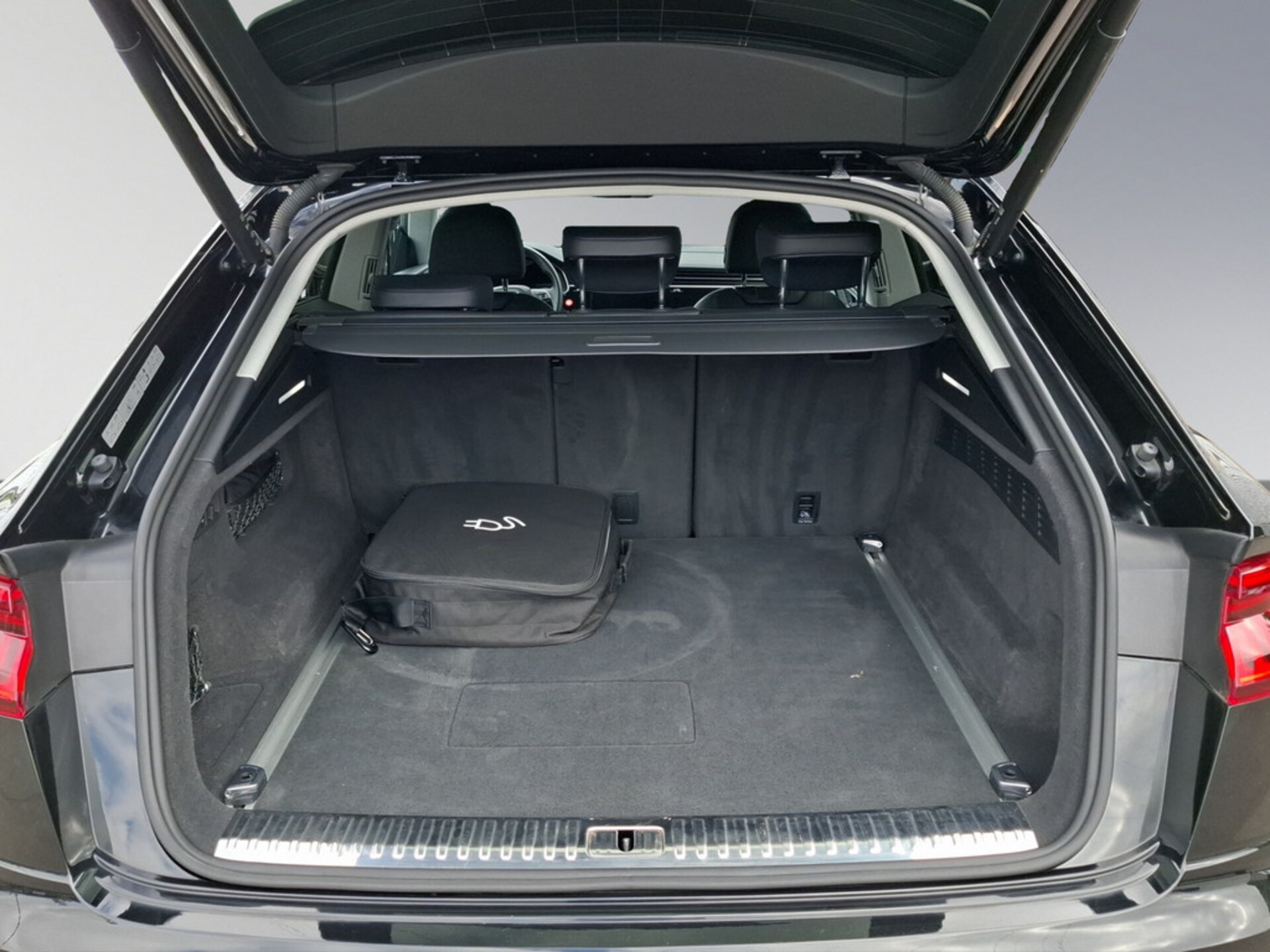 Audi Q8 SUV TFSI e