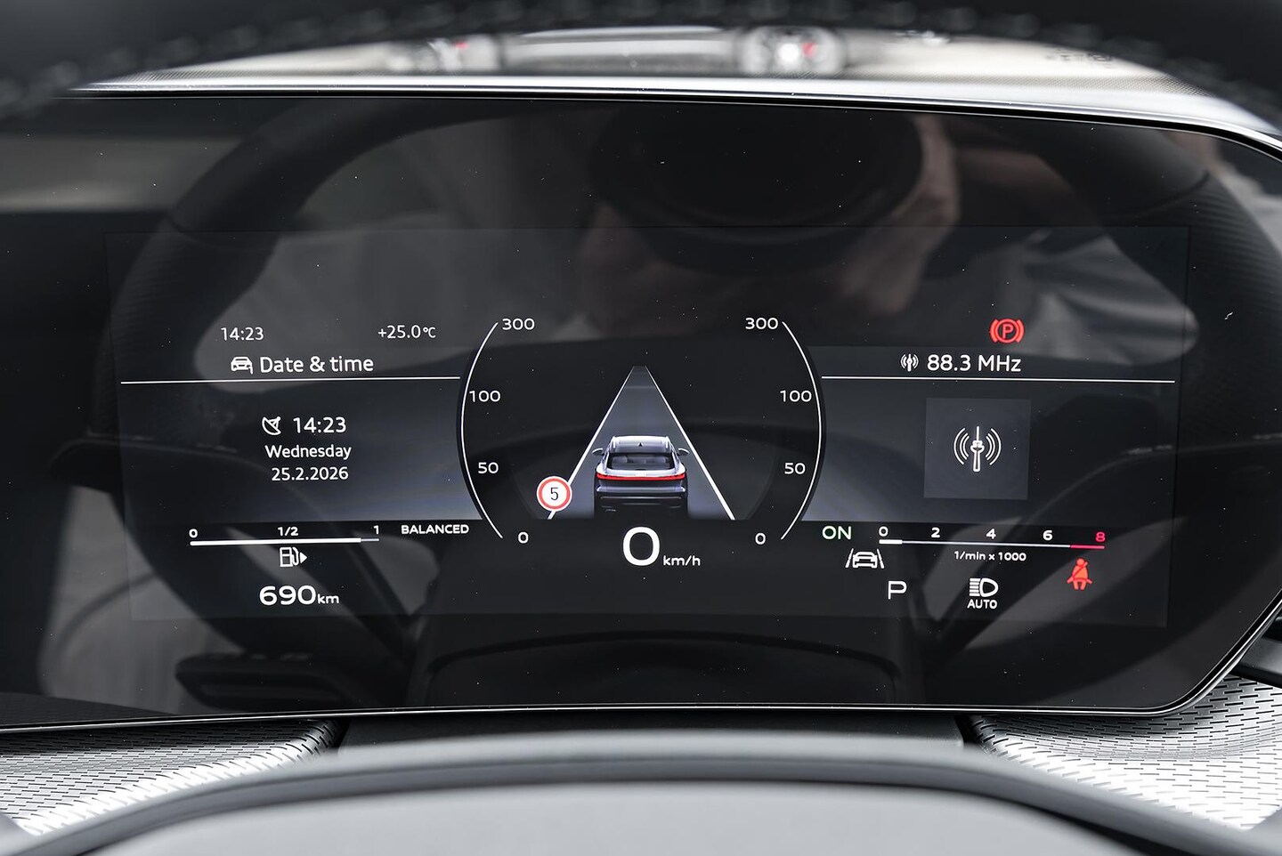 Image about Audi Q5 SUV TFSI quattro 200 kW sport