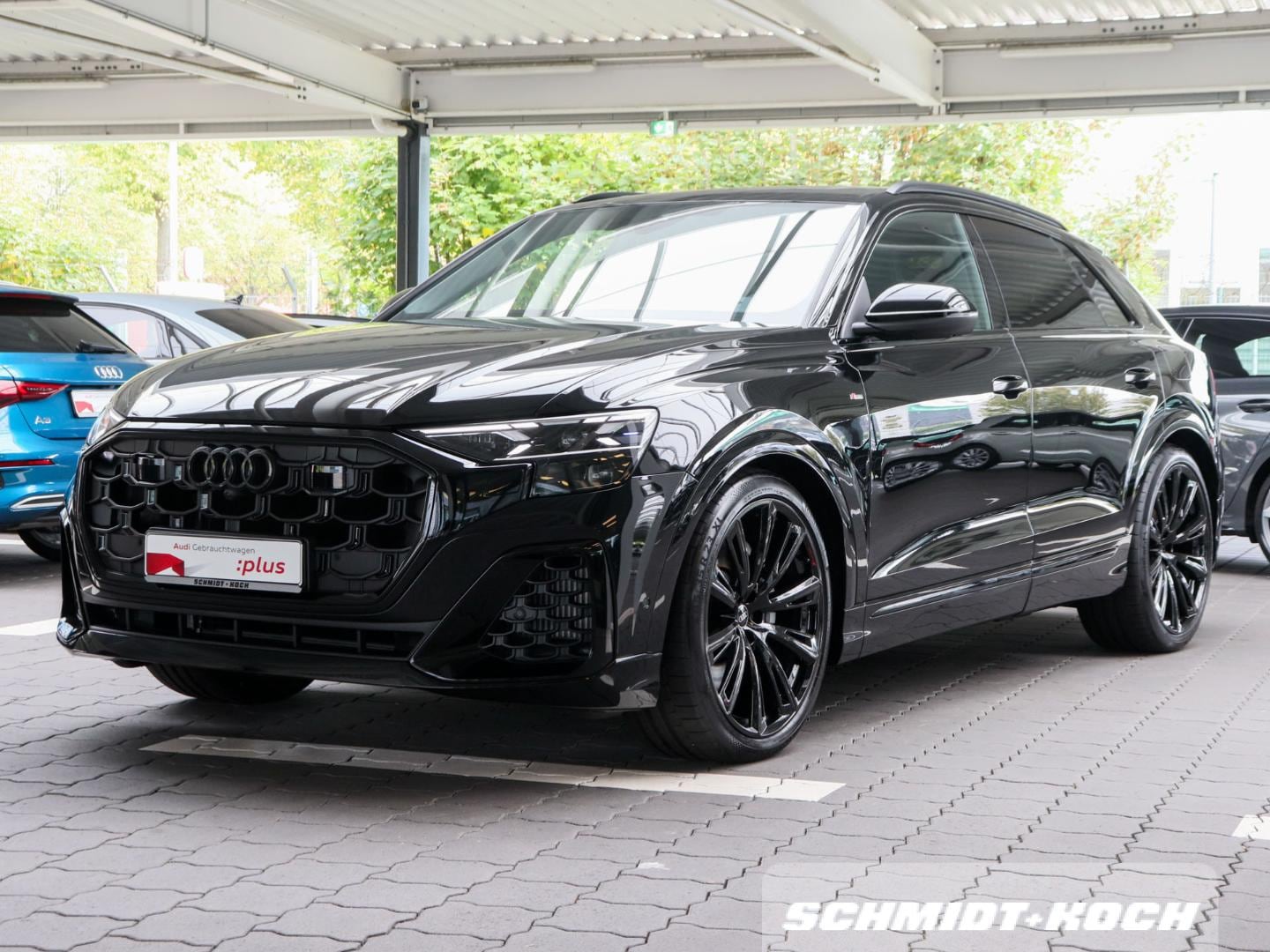 Bild über Audi Q8 SUV TFSI e S line business TFSI e quattro 290 kW tiptronic - für weitere Informationen kontaktieren Sie den Audi Partner