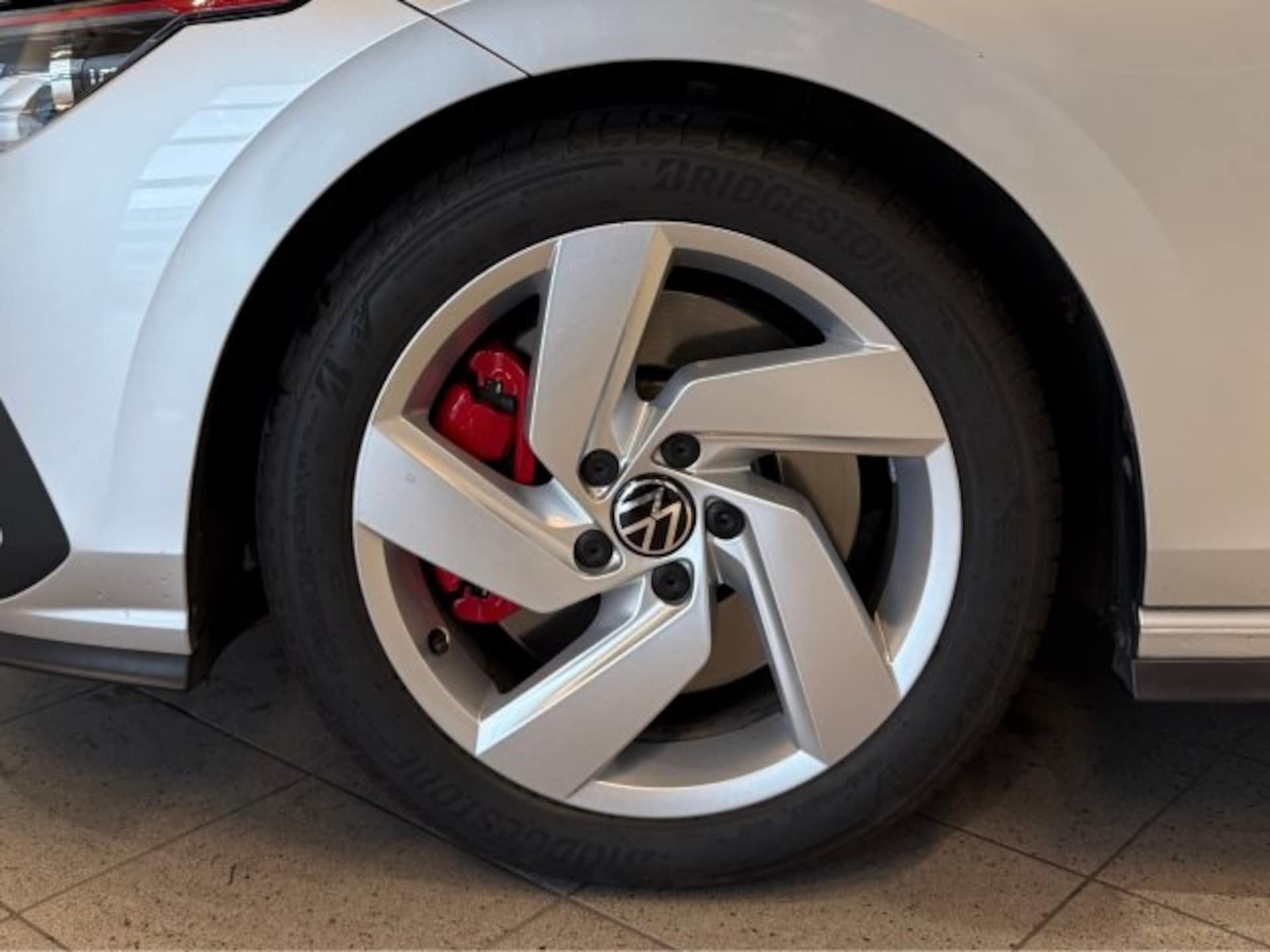Volkswagen Golf GTI