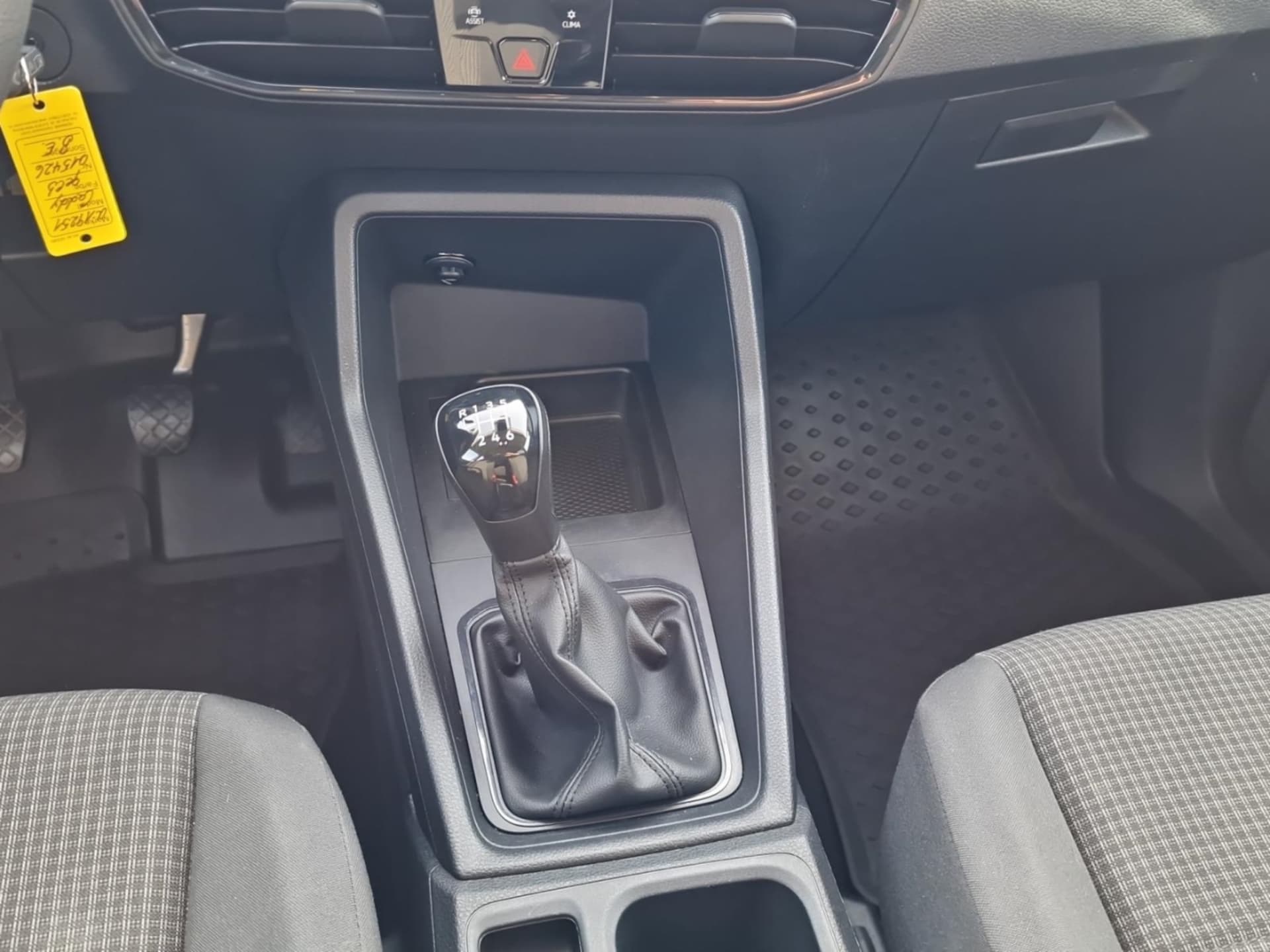 Volkswagen Caddy Basis-Modell