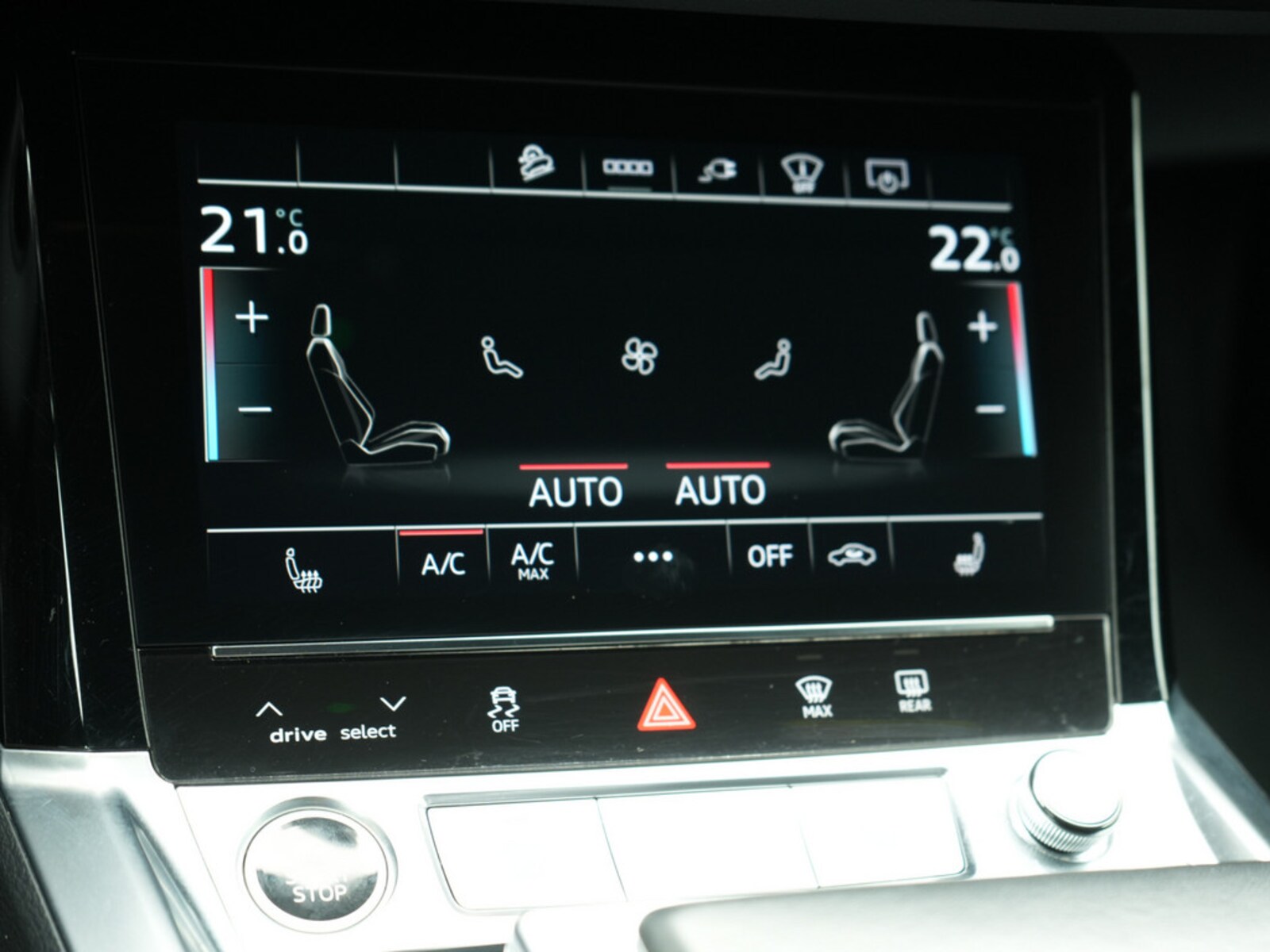 Audi Q8 e-tron – Bild 15