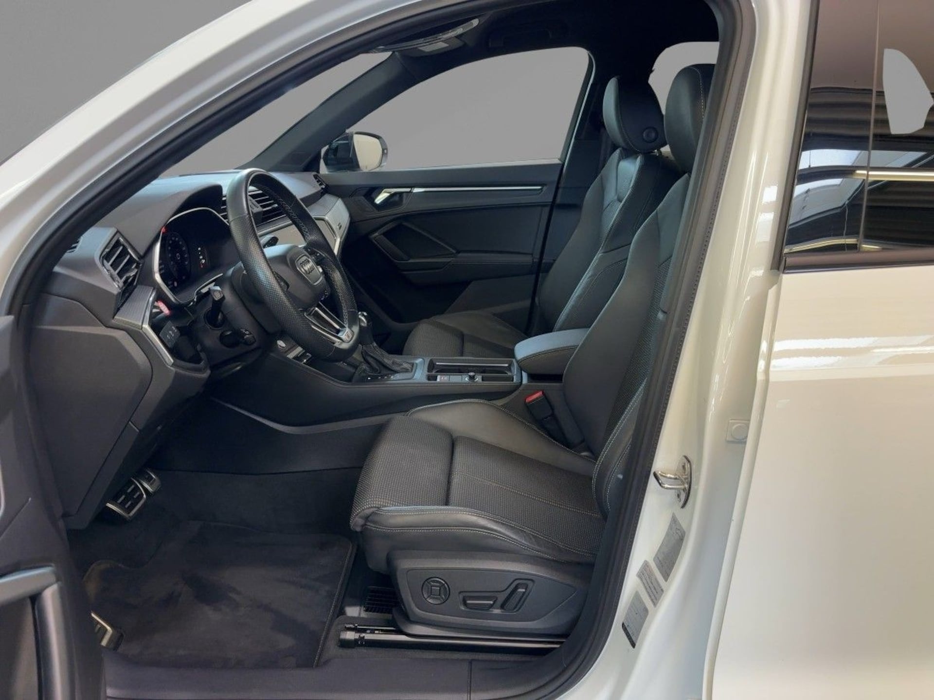 Audi Q3 SUV advanced