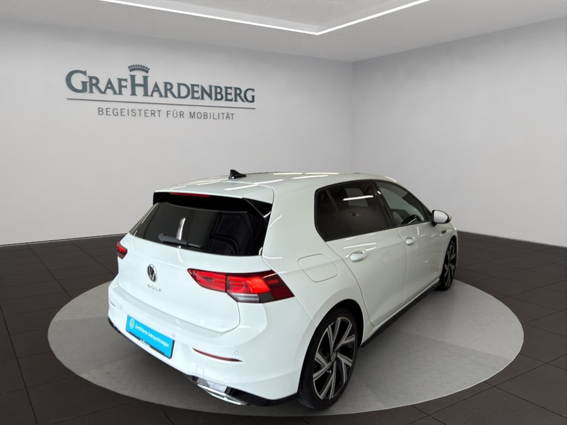 Volkswagen Golf R-Line