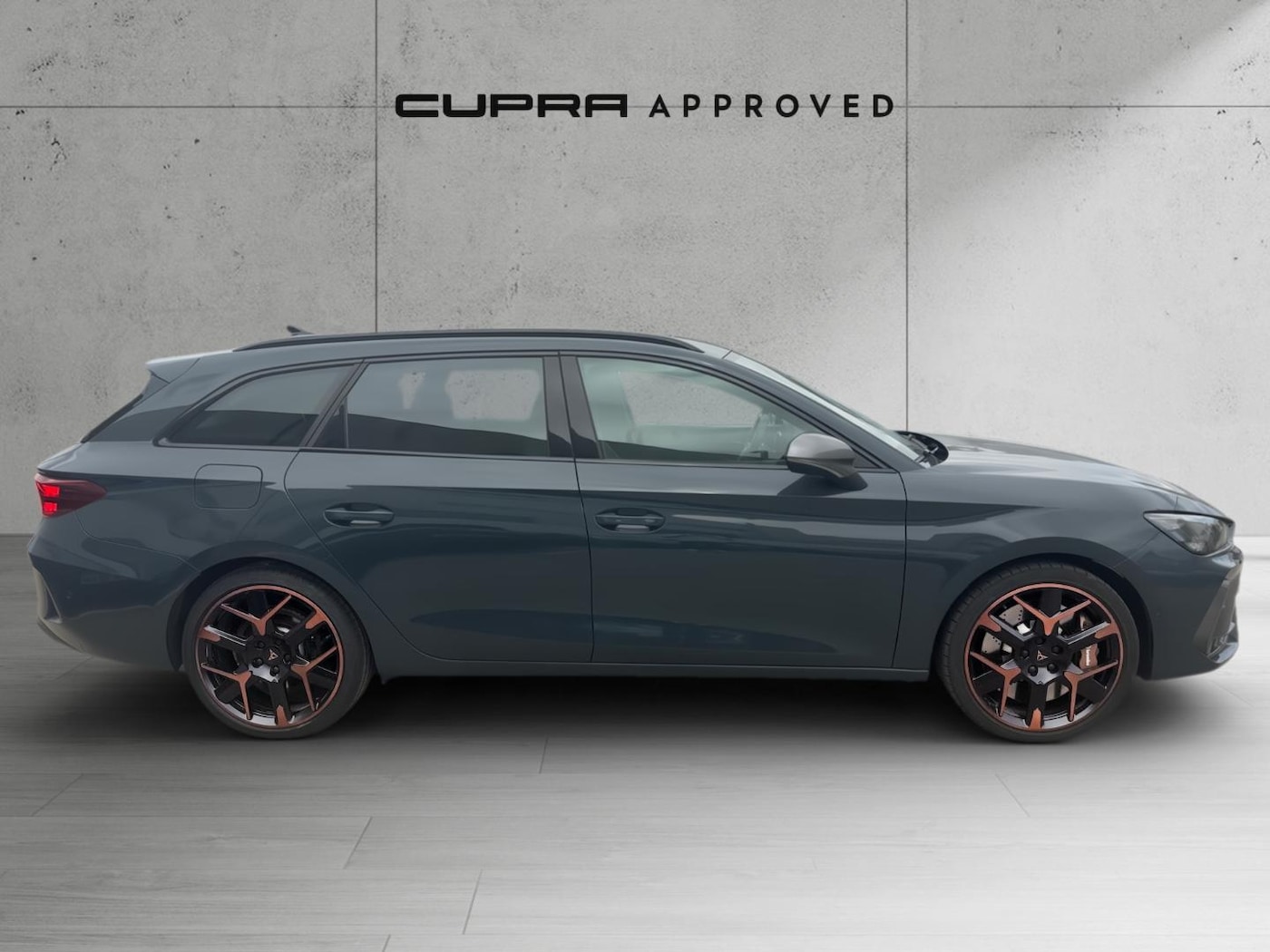 CUPRA Leon Sportstourer 1.5 TSI e-Hybrid VZ DSG 200 kW (272 CV) — photo 3