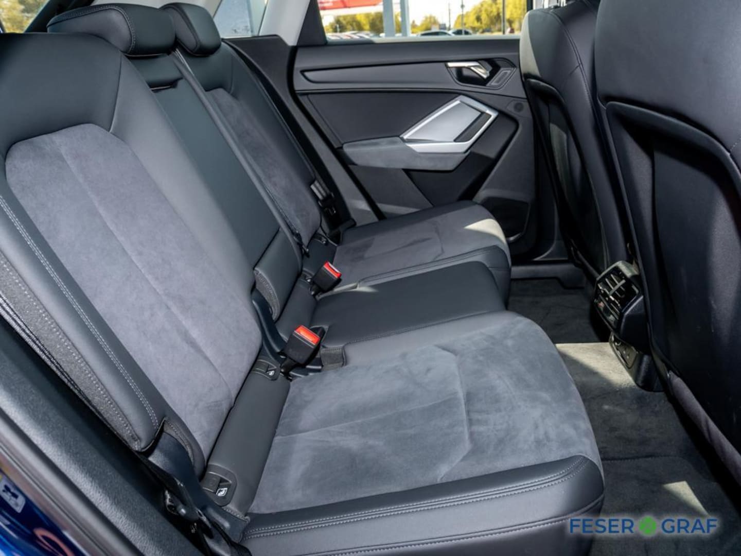 Bild über Audi Q3 TFSI 110 kW S tronic - für weitere Informationen kontaktieren Sie den Audi Partner