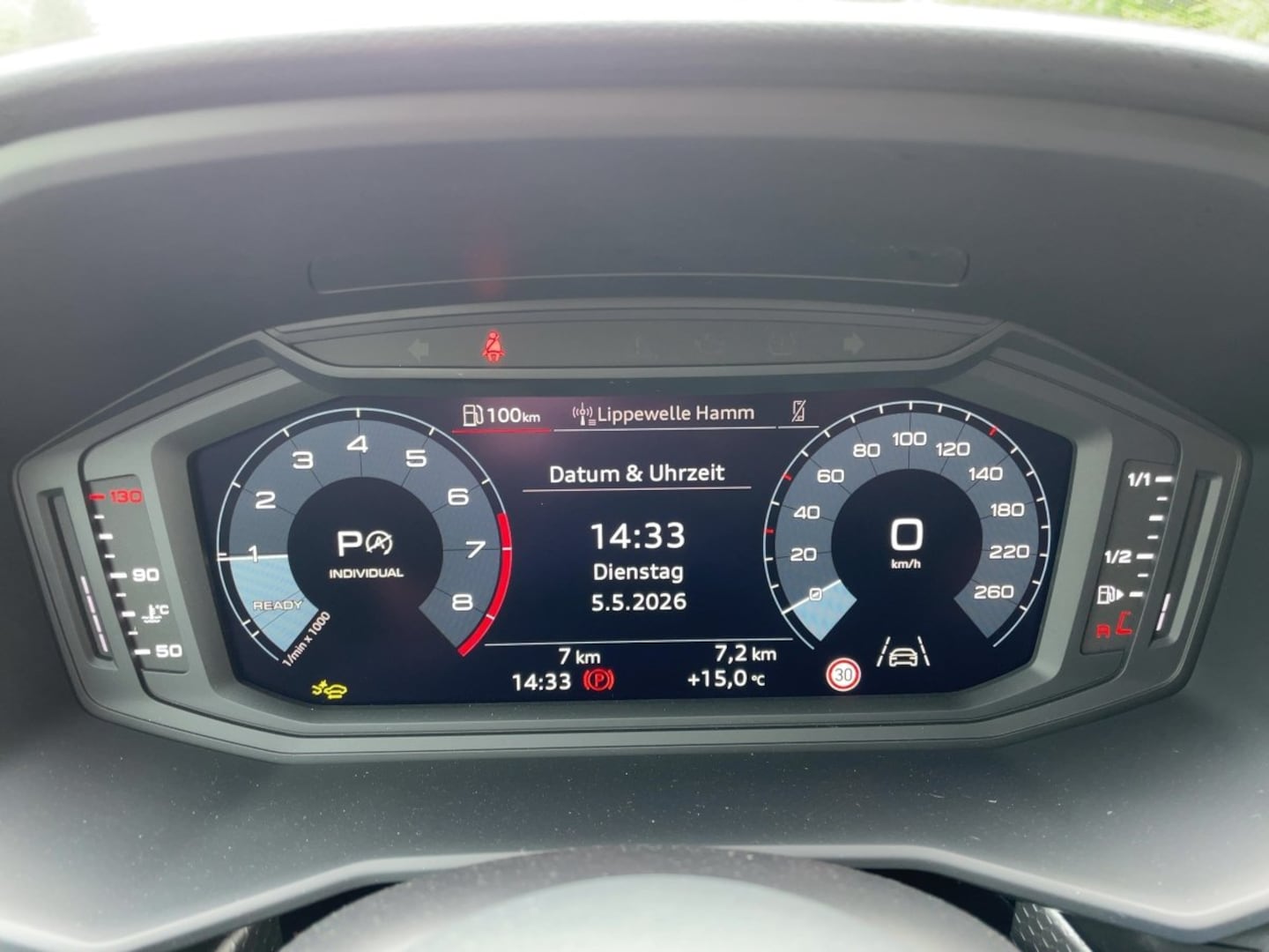 Bild über Audi A1 Sportback S line 35 TFSI S tronic - für weitere Informationen kontaktieren Sie den Audi Partner