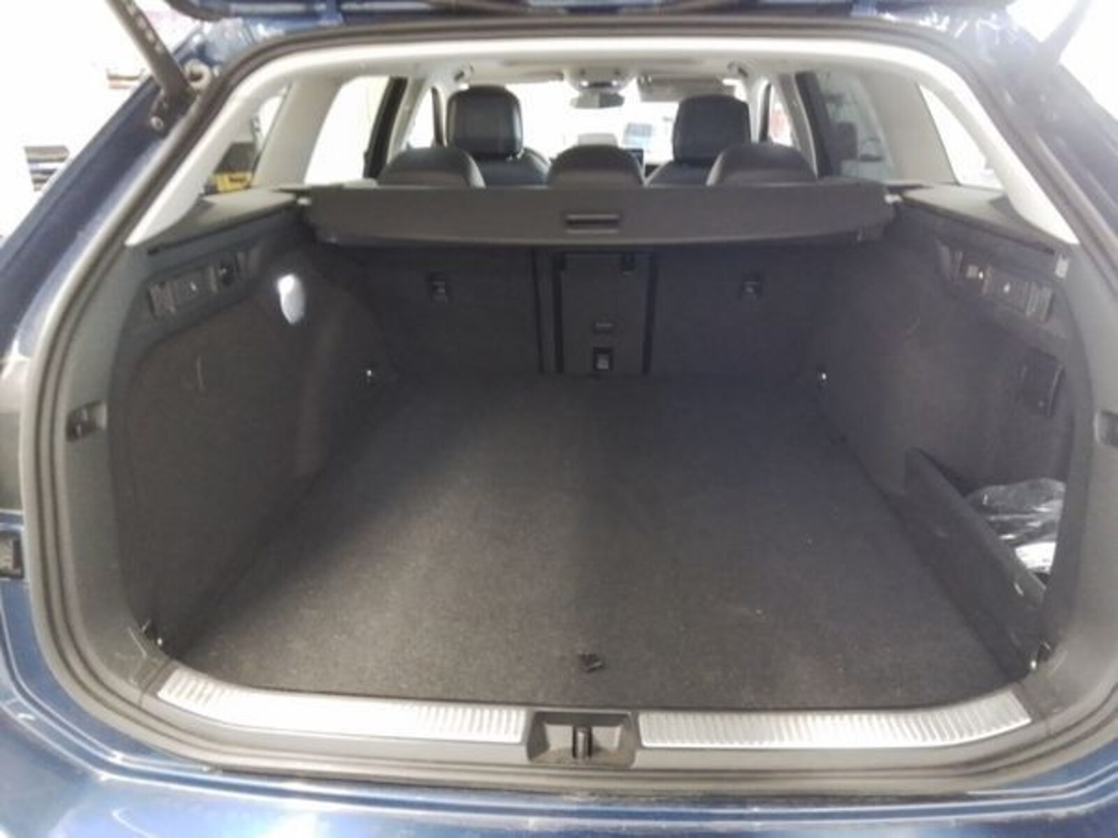 Volkswagen Passat – Bild 10