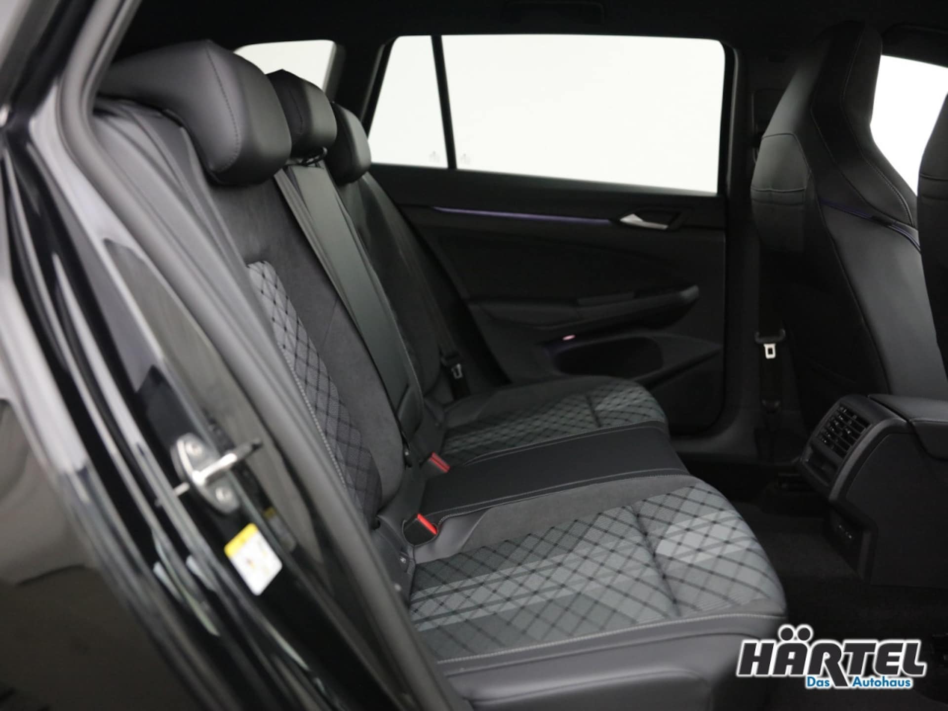 Volkswagen Golf Variant R-Line