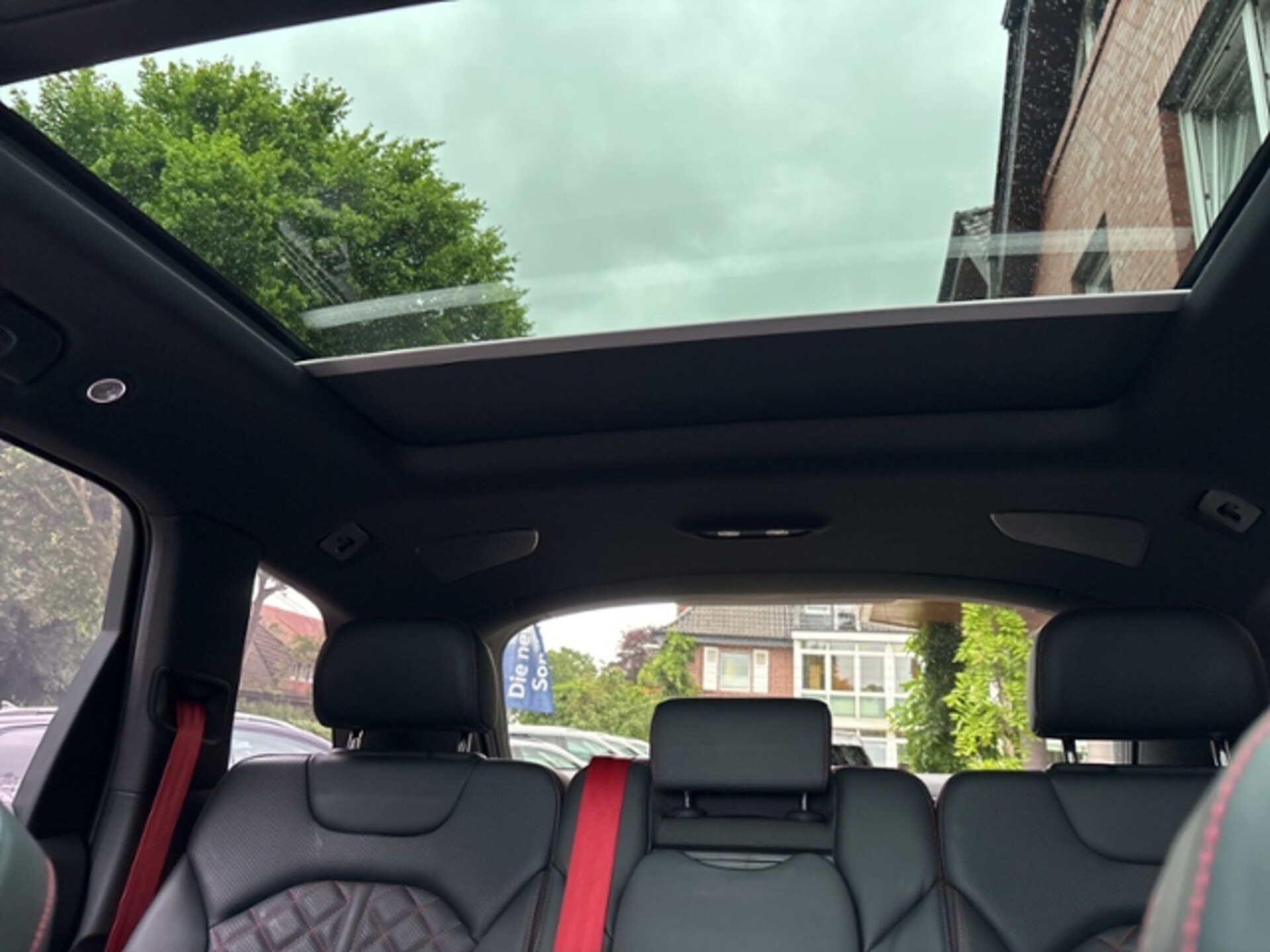 Audi SQ7 SUV
