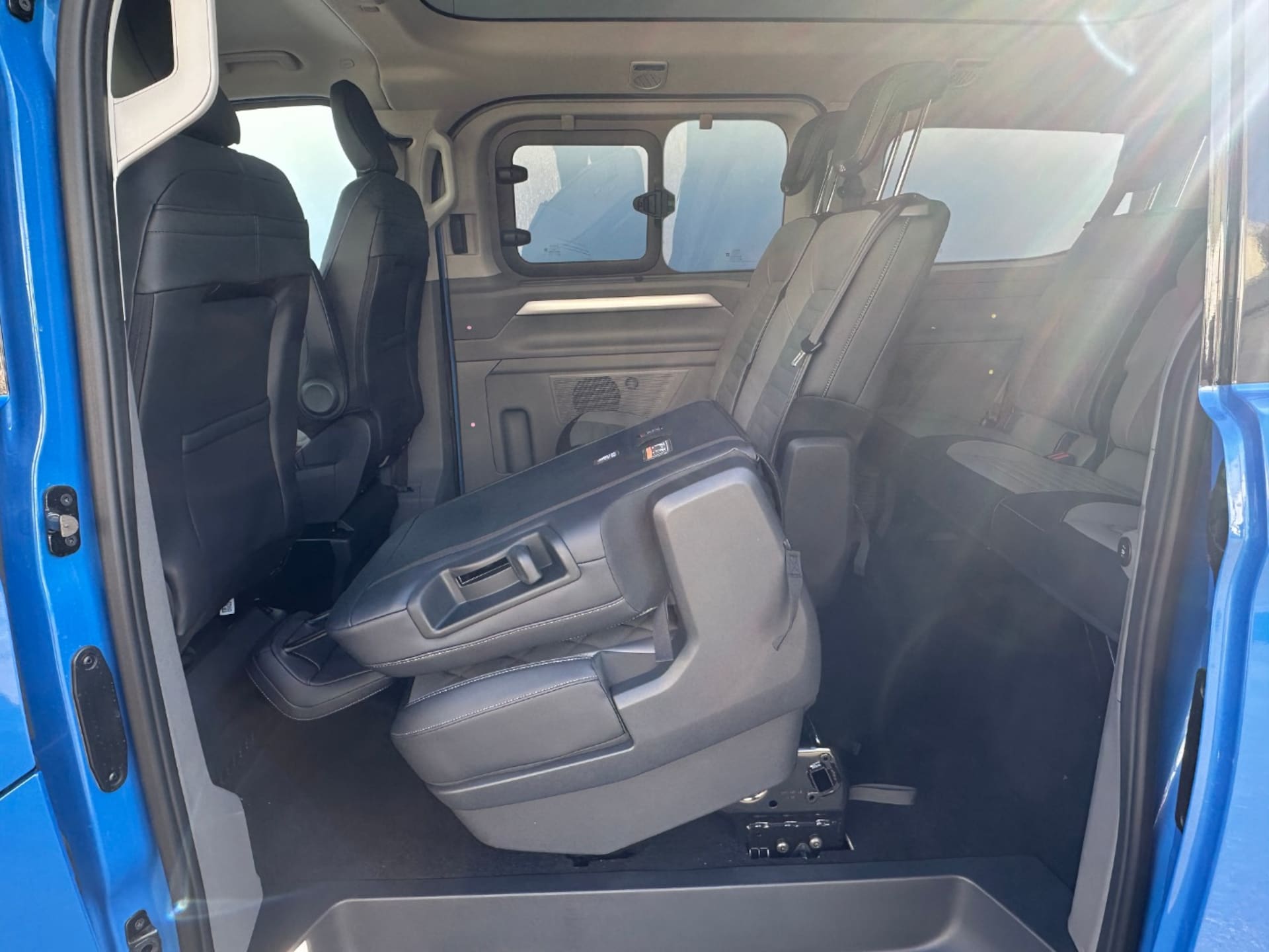Volkswagen e-Caravelle Style