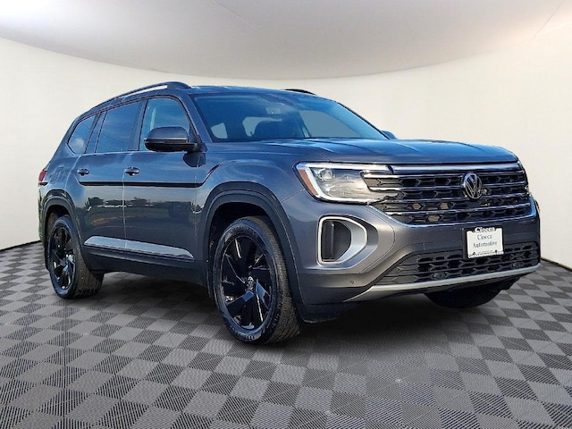 2024 Volkswagen Atlas SE w/Tech